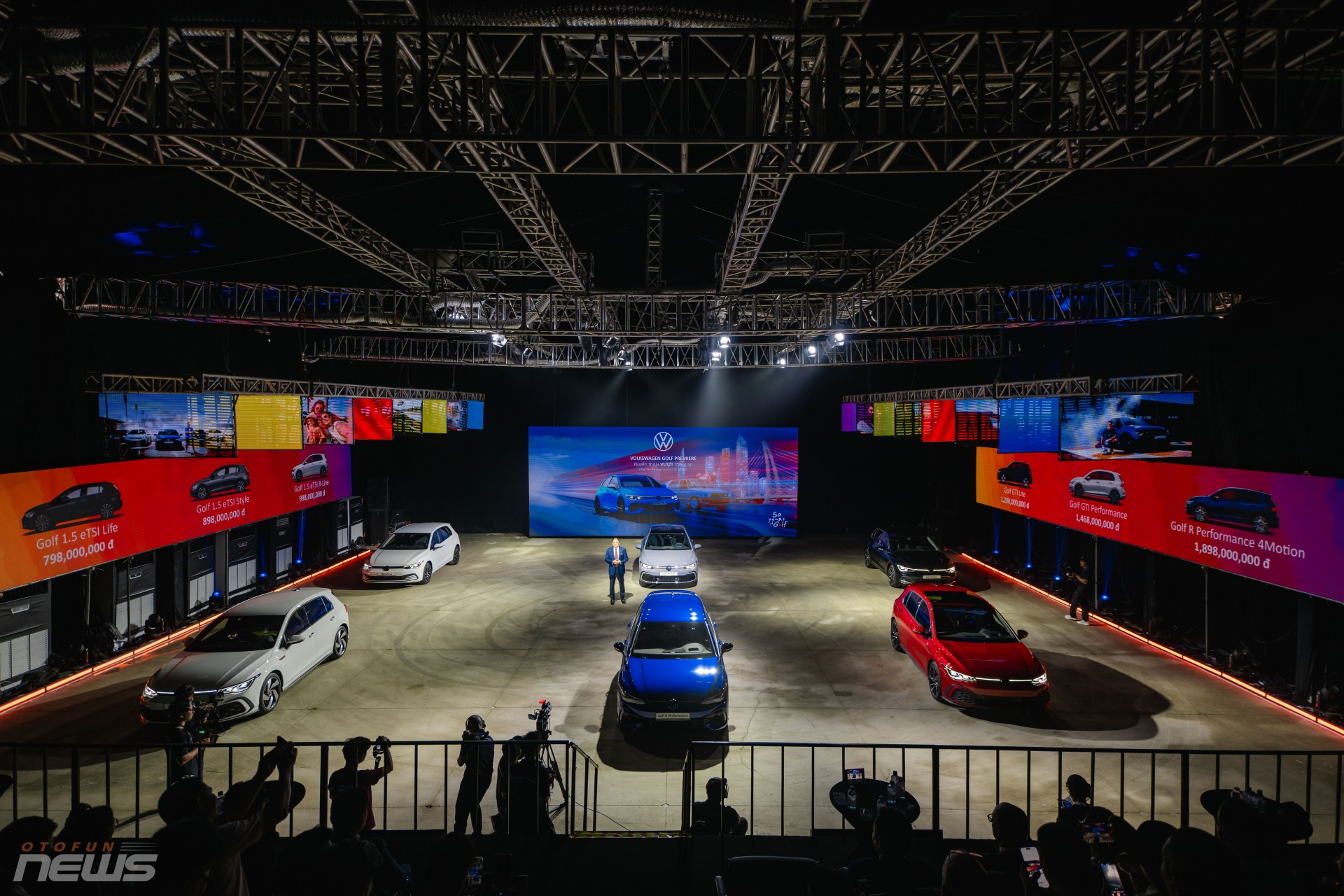 Volkswagen Golf ra mắt Việt Nam với 6 phiên bản, giá từ 798 triệu đồng