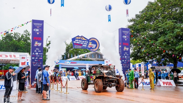 PVOIL VOC 2025: Lễ hội đua xe lớn nhất Việt Nam với 24 đường đua, 140 tay lái, 4 đường lái thử ô tô địa hình