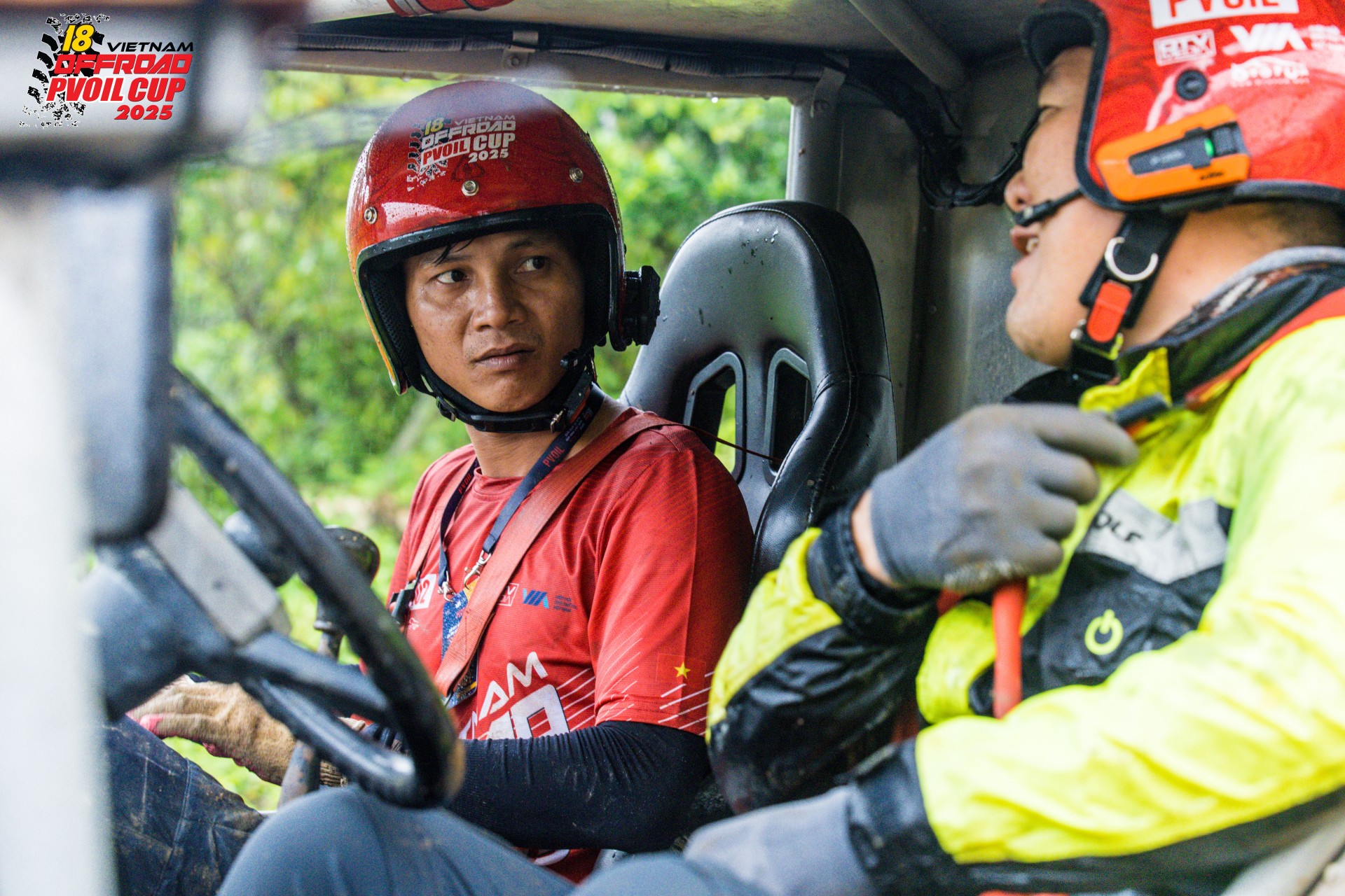 Hạng chuyên nghiệp PVOIL VOC 2025: Bùn, khói và bản lĩnh của những tay lái thép