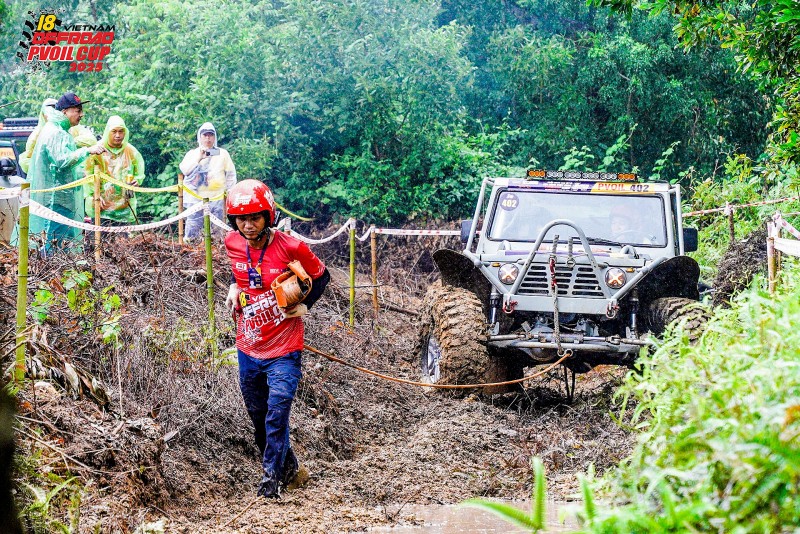 Muôn vẻ cảm xúc trên gương mặt lấm lem của các tay đua PVOIL VOC 2025 Muôn vẻ cảm xúc trên gương mặt lấm lem của các tay đua PVOIL VOC 2025