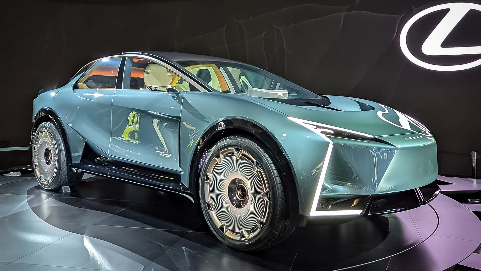 Phía trước của Lexus LS Coupe Concept