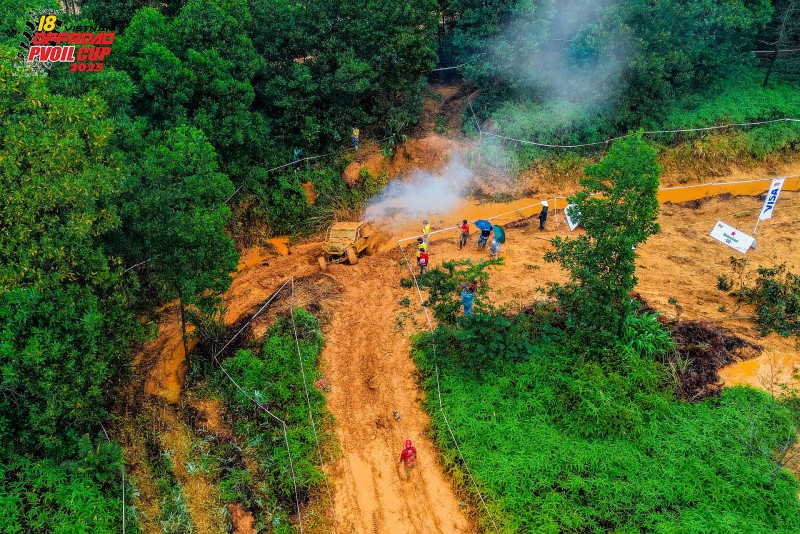 Chiêm ngưỡng những cung đường thi đấu 'tuyệt đối điện ảnh' tại PVOIL VOC 2025