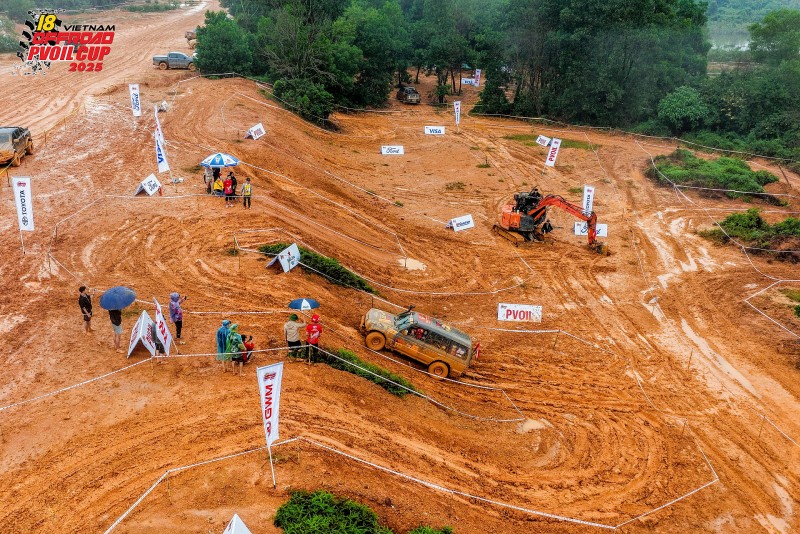 Chiêm ngưỡng những cung đường thi đấu đậm màu sắc thiên nhiên của PVOIL VOC 2025 Chiêm ngưỡng những cung đường thi đấu 'tuyệt đối điện ảnh' tại PVOIL VOC 2025