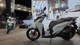 So với cùng kỳ năm ngoái, lượng tiêu thụ xe máy và ô tô Honda trong tháng 4/2026 giảm mạnh