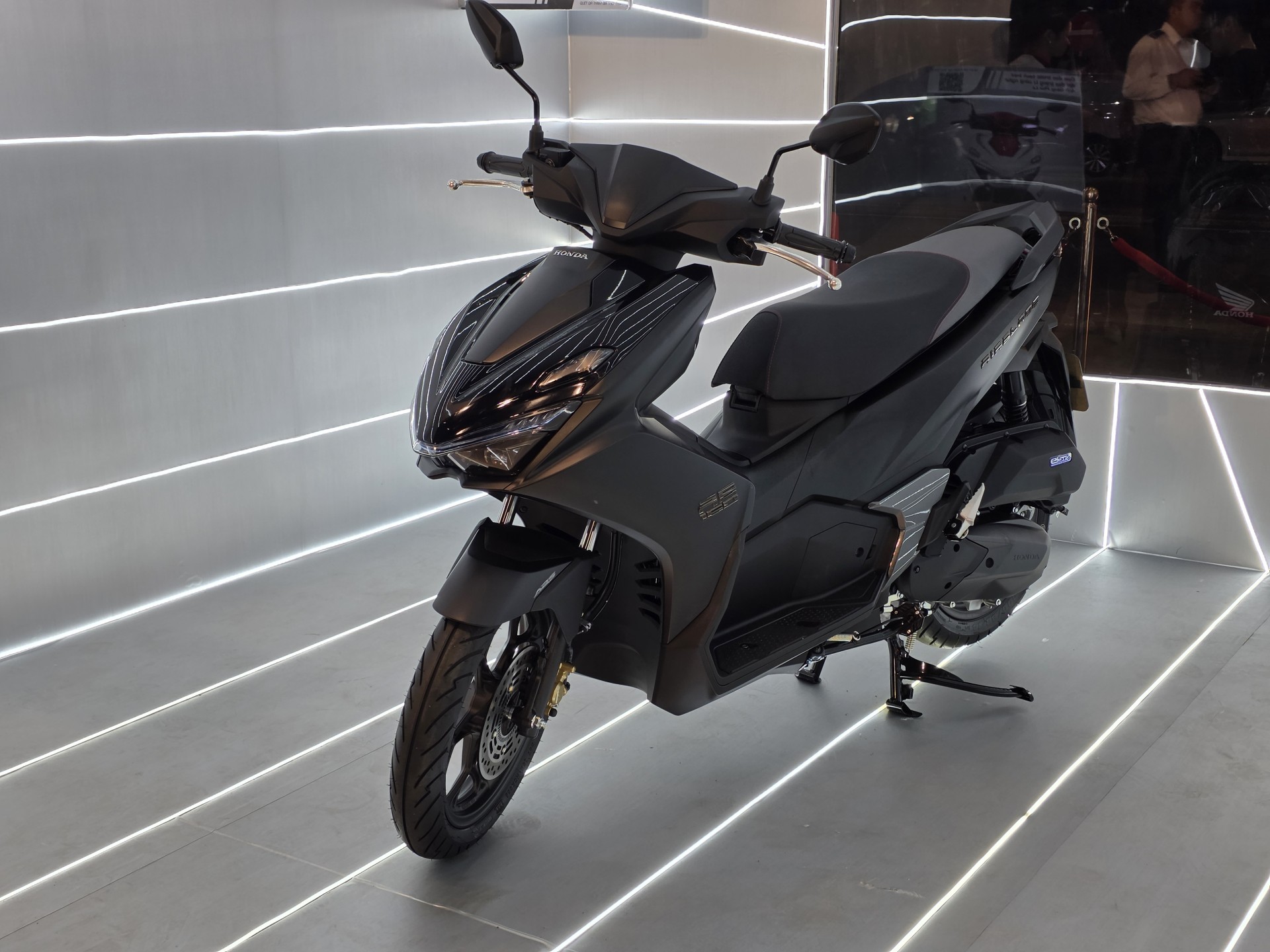 Honda ra mắt bộ đôi SH và Air Blade 2026: Thiết kế mới, nhiều trang bị đáng chú ý Honda ra mắt bộ đôi SH và Air Blade 2026: Thiết kế mới, nhiều trang bị đáng chú ý