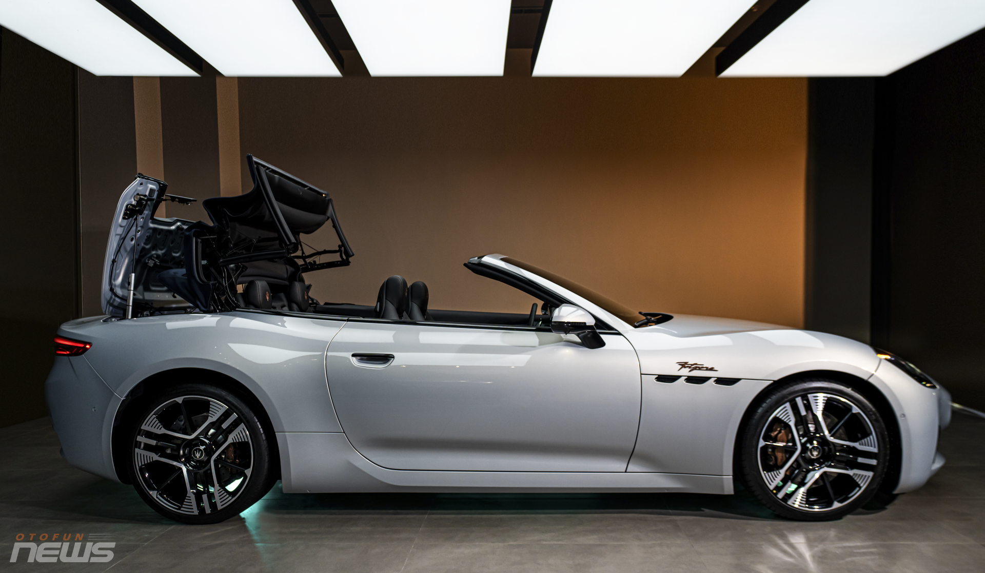 Maserati GranCabrio Folgore, xe mui trần thuần điện đầu tiên trong phân khúc xe sang