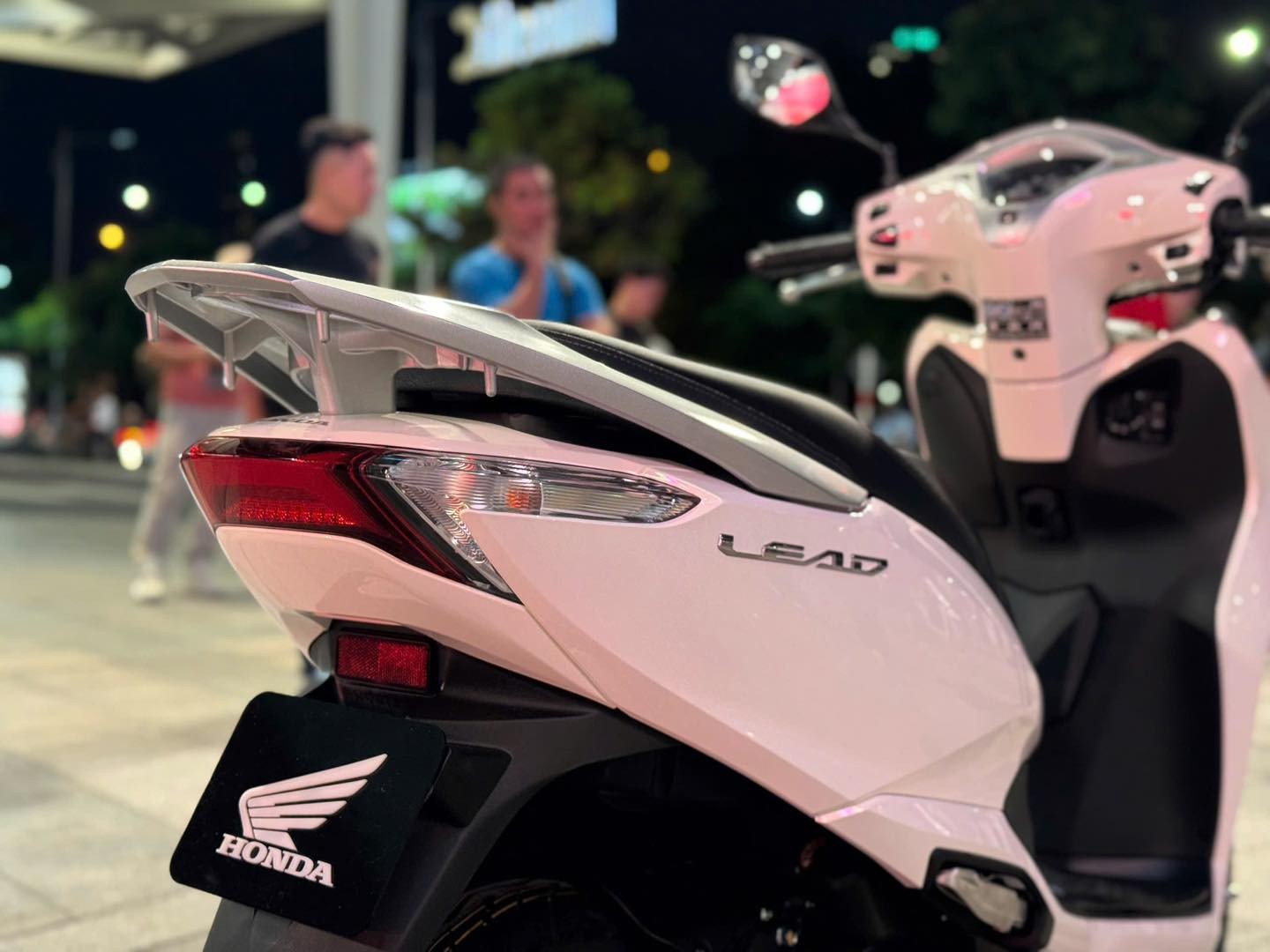 Honda ra mắt bộ đôi SH, Air Blade và LEAD 2026: Thiết kế mới, nhiều trang bị đáng chú ý Honda ra mắt bộ đôi SH, Air Blade và LEAD 2026: Thiết kế mới, nhiều trang bị đáng chú ý