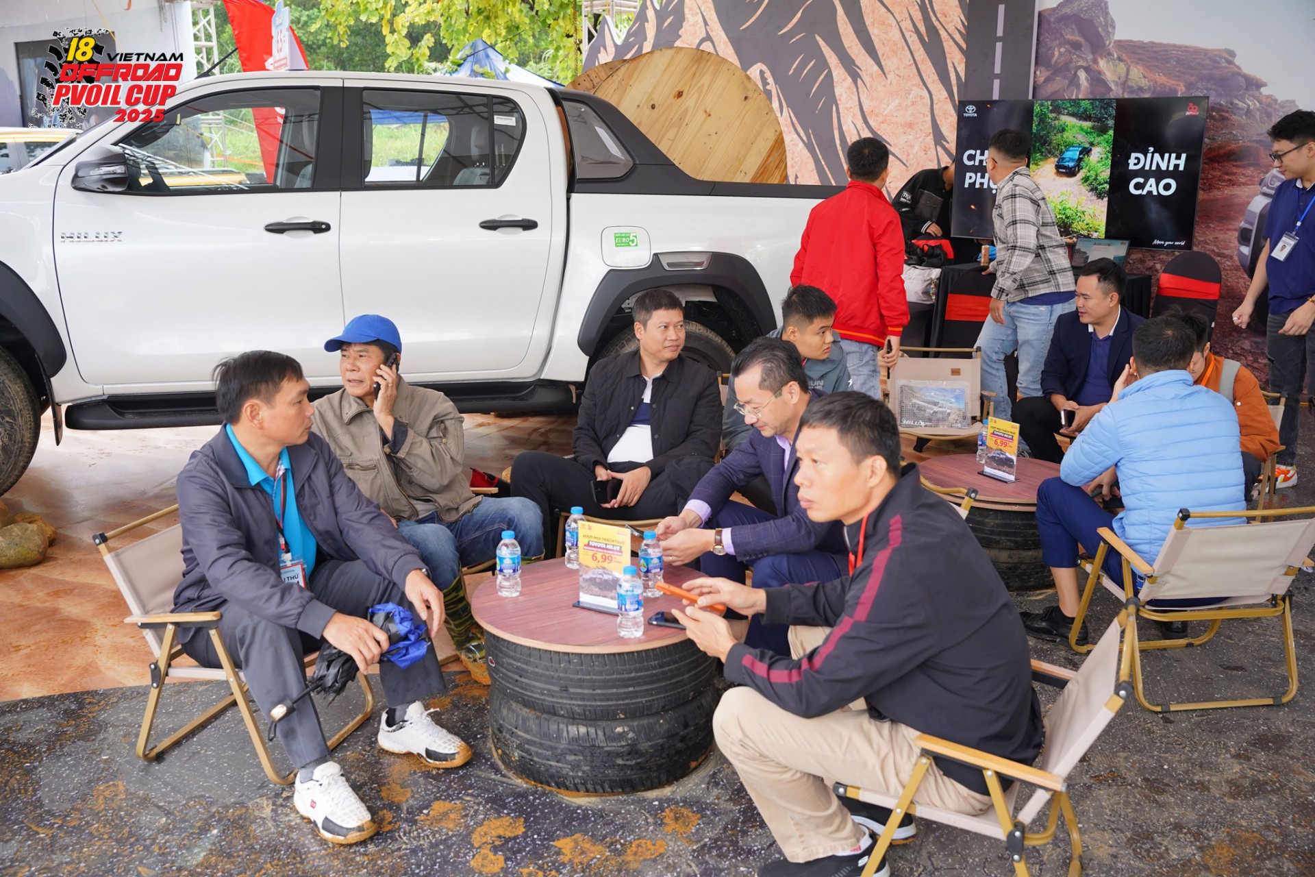 'Chiến mã' Toyota Hilux chinh phục cung lái thử hiểm trở tại PVOIL VOC 2025 'Chiến mã' Toyota Hilux chinh phục cung lái thử hiểm trở tại PVOIL VOC 2025