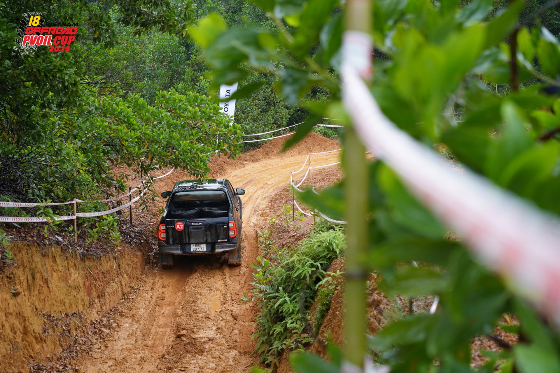 'Chiến mã' Toyota Hilux chinh phục cung lái thử hiểm trở tại PVOIL VOC 2025 'Chiến mã' Toyota Hilux chinh phục cung lái thử hiểm trở tại PVOIL VOC 2025
