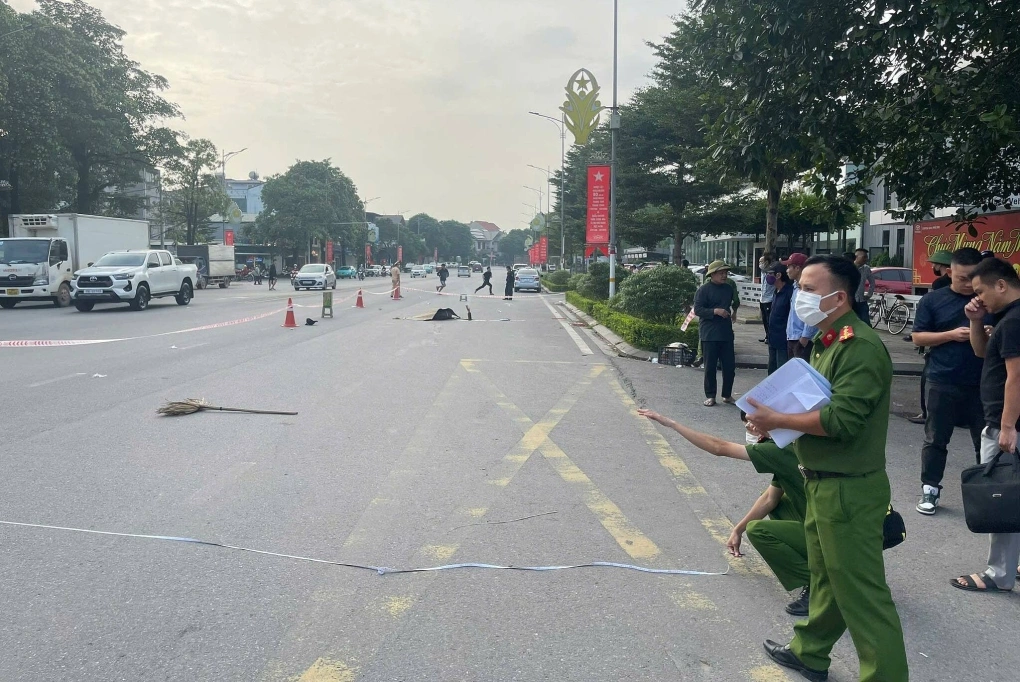 Khởi tố vụ con rể dùng xe tải tông bố vợ tử vong do mâu thuẫn gia đình tại Phú Thọ Khởi tố vụ con rể dùng xe tải tông bố vợ tử vong do mâu thuẫn gia đình tại Phú Thọ