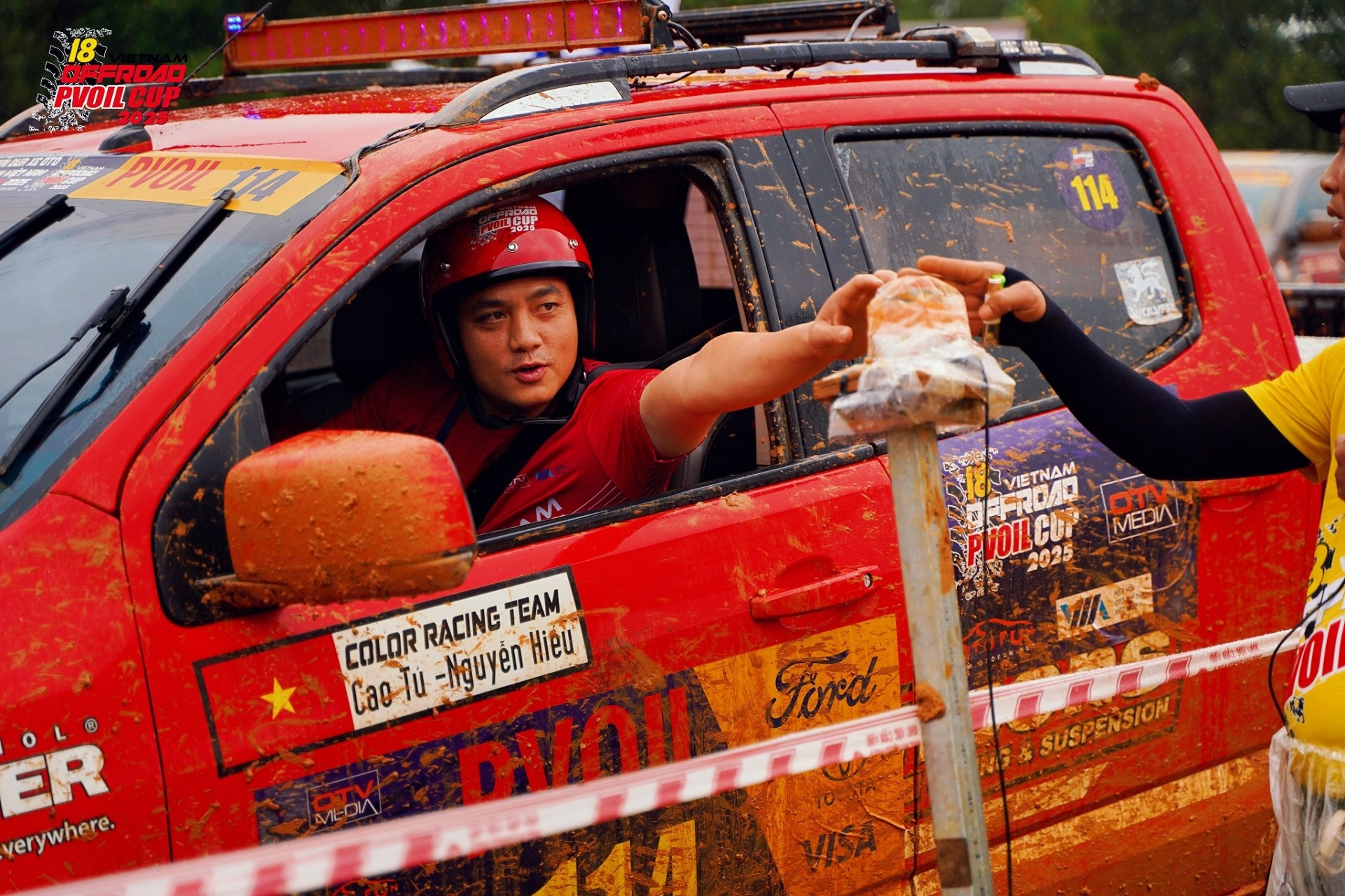 "Giống" Nguyễn Đình Hiếu là tay lái hàng đầu của Hạng Cơ bản PVOIL VOC 2025