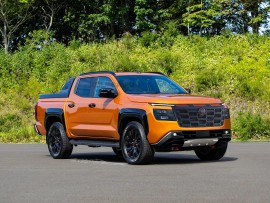 Nissan Navara thế hệ mới lộ diện, chia sẻ khung gầm Triton