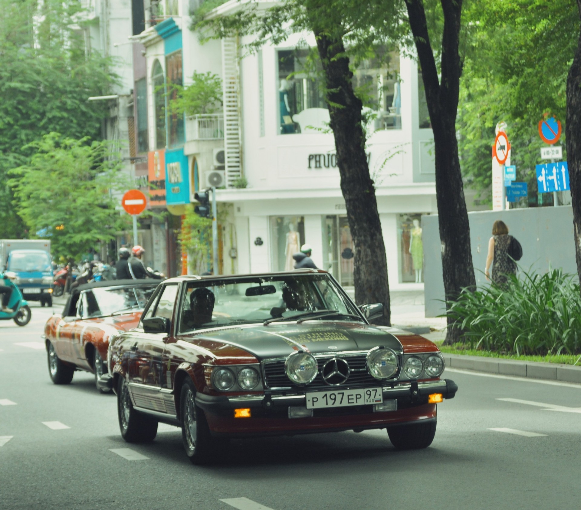 Dàn xe cổ châu Âu đổ bộ Việt Nam, khởi đầu hành trình Mekong 2025