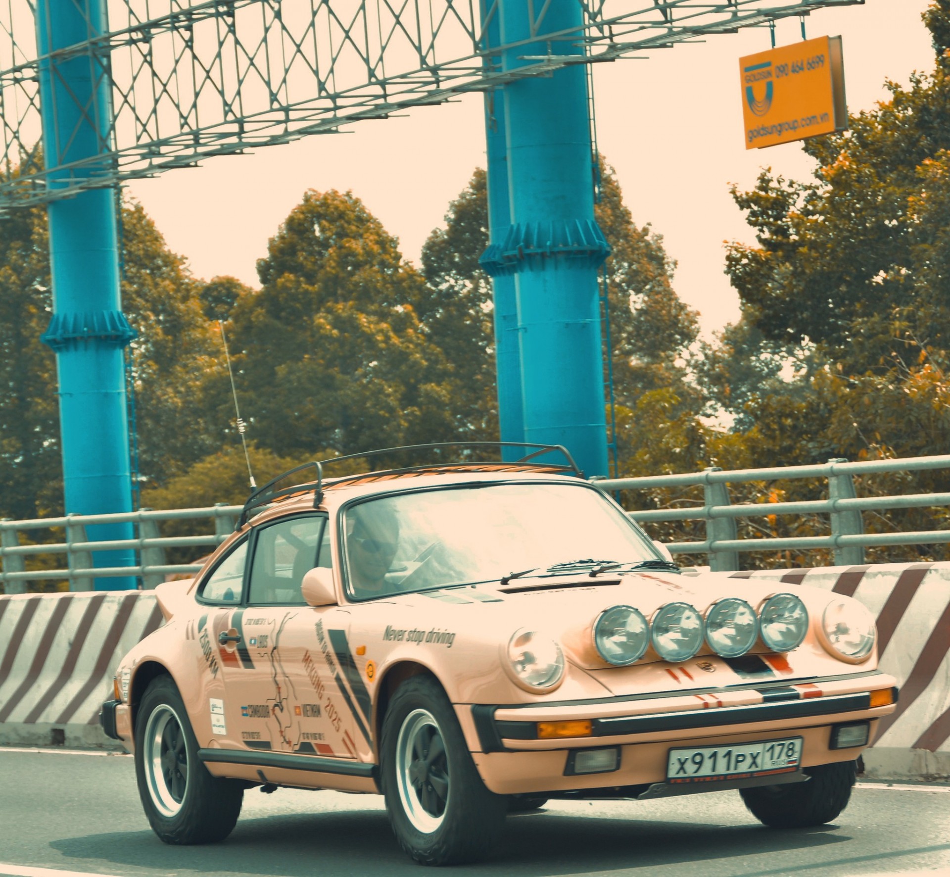 Dàn xe cổ châu Âu đổ bộ Việt Nam, khởi đầu hành trình Mekong 2025