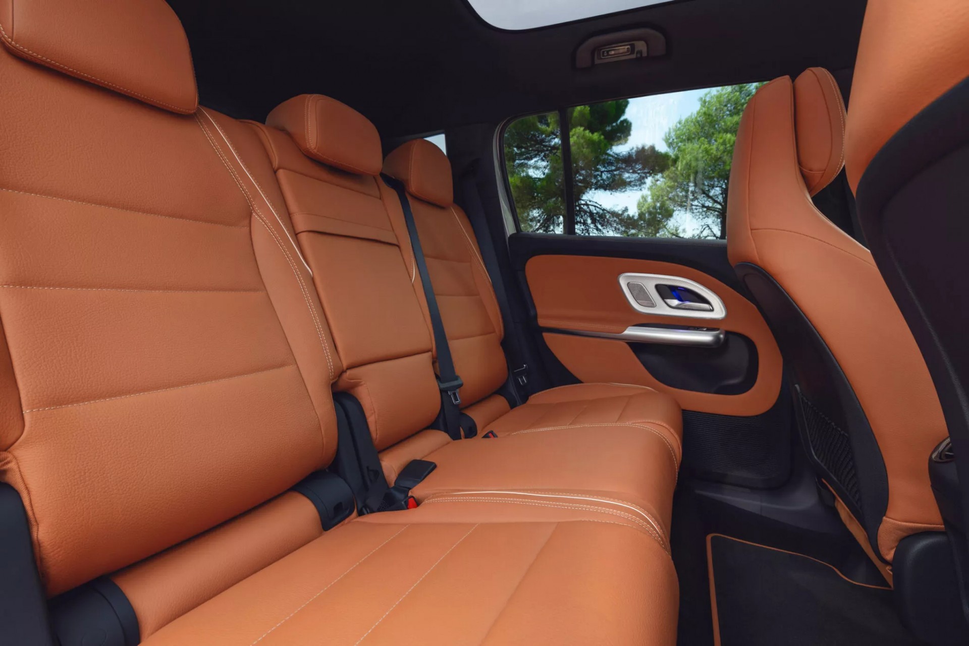 Hàng ghế thứ hai của Mercedes-Benz GLB 2026
