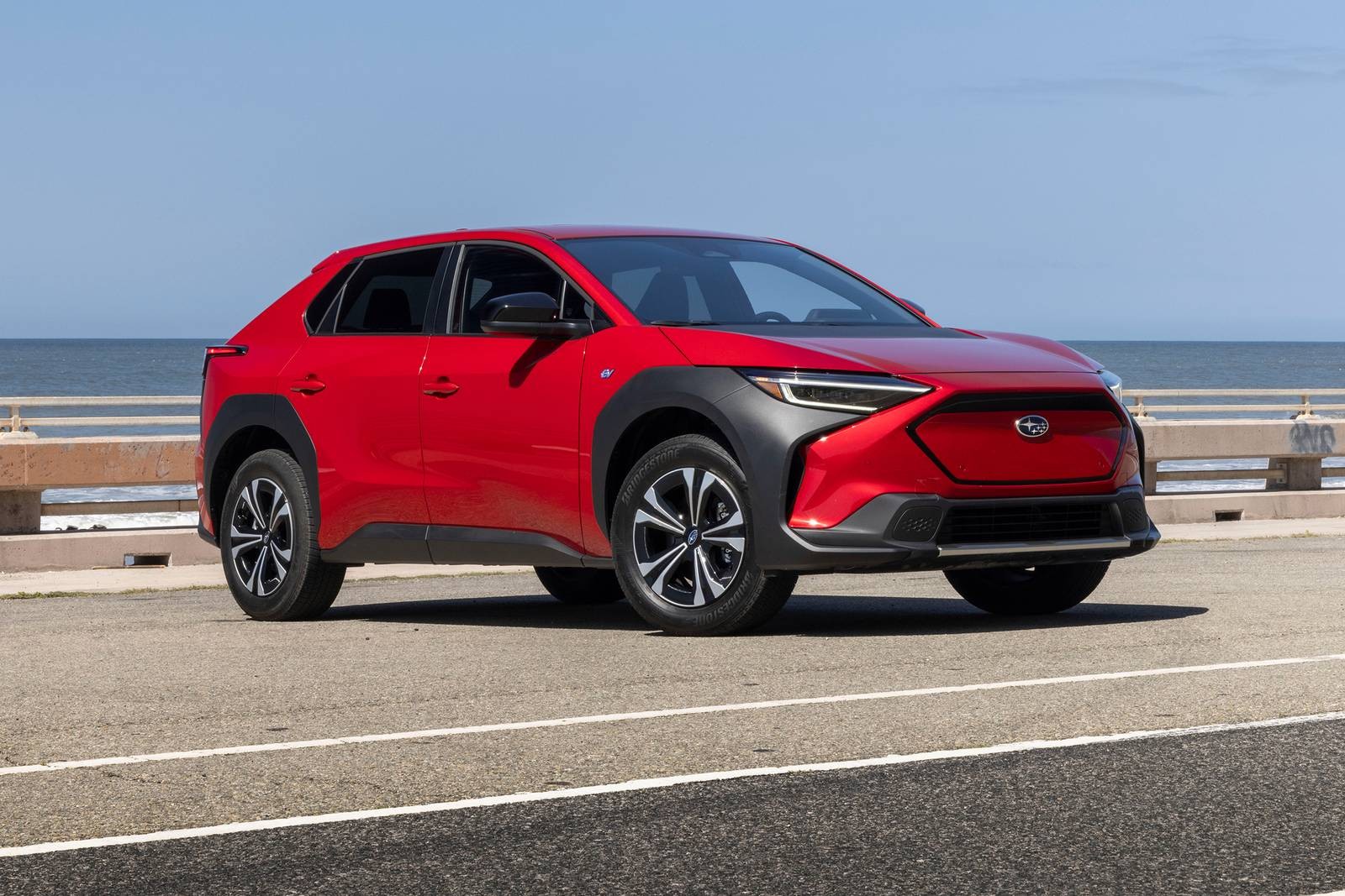 Nối bước Toyota và Honda, Subaru nghĩ lại kế hoạch xe điện thuần, tập trung hơn cho hybrid Subaru Solterra 2025