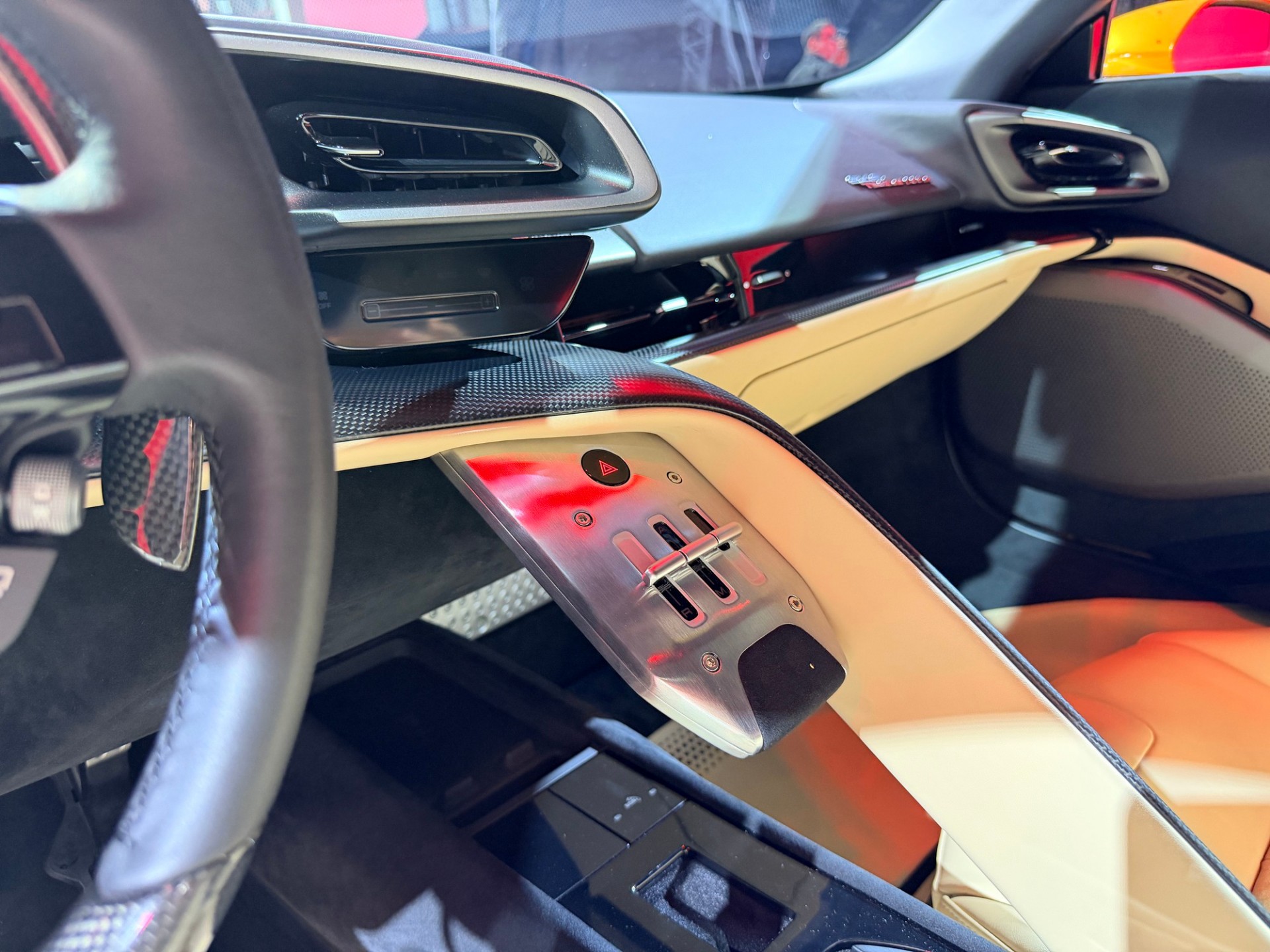 Ferrari 849 Testarossa ra mắt Đông Nam Á, giá quy đổi hơn 35 tỷ đồng Ferrari 849 Testarossa ra mắt Đông Nam Á, giá quy đổi hơn 35 tỷ đồng