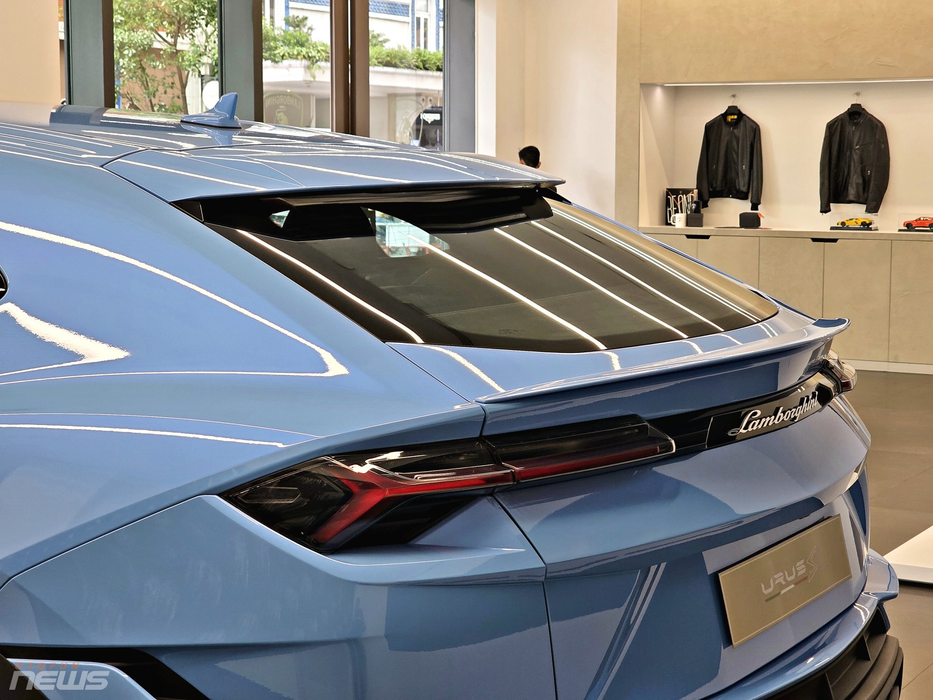 Ngắm Lamborghini Urus S giá hơn 15 tỷ đồng tại TP.HCM