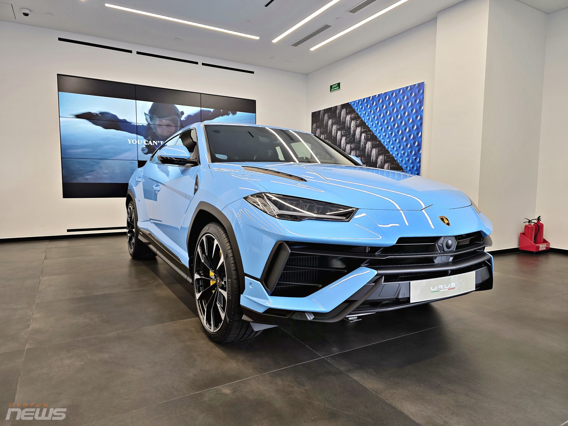 Ngắm Lamborghini Urus S giá hơn 15 tỷ đồng tại TP.HCM Ngắm Lamborghini Urus S giá hơn 15 tỷ đồng tại TP.HCM