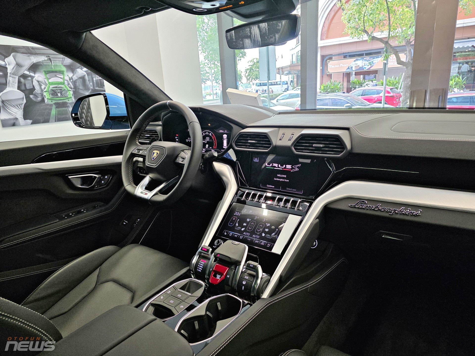 Ngắm Lamborghini Urus S giá hơn 15 tỷ đồng tại TP.HCM