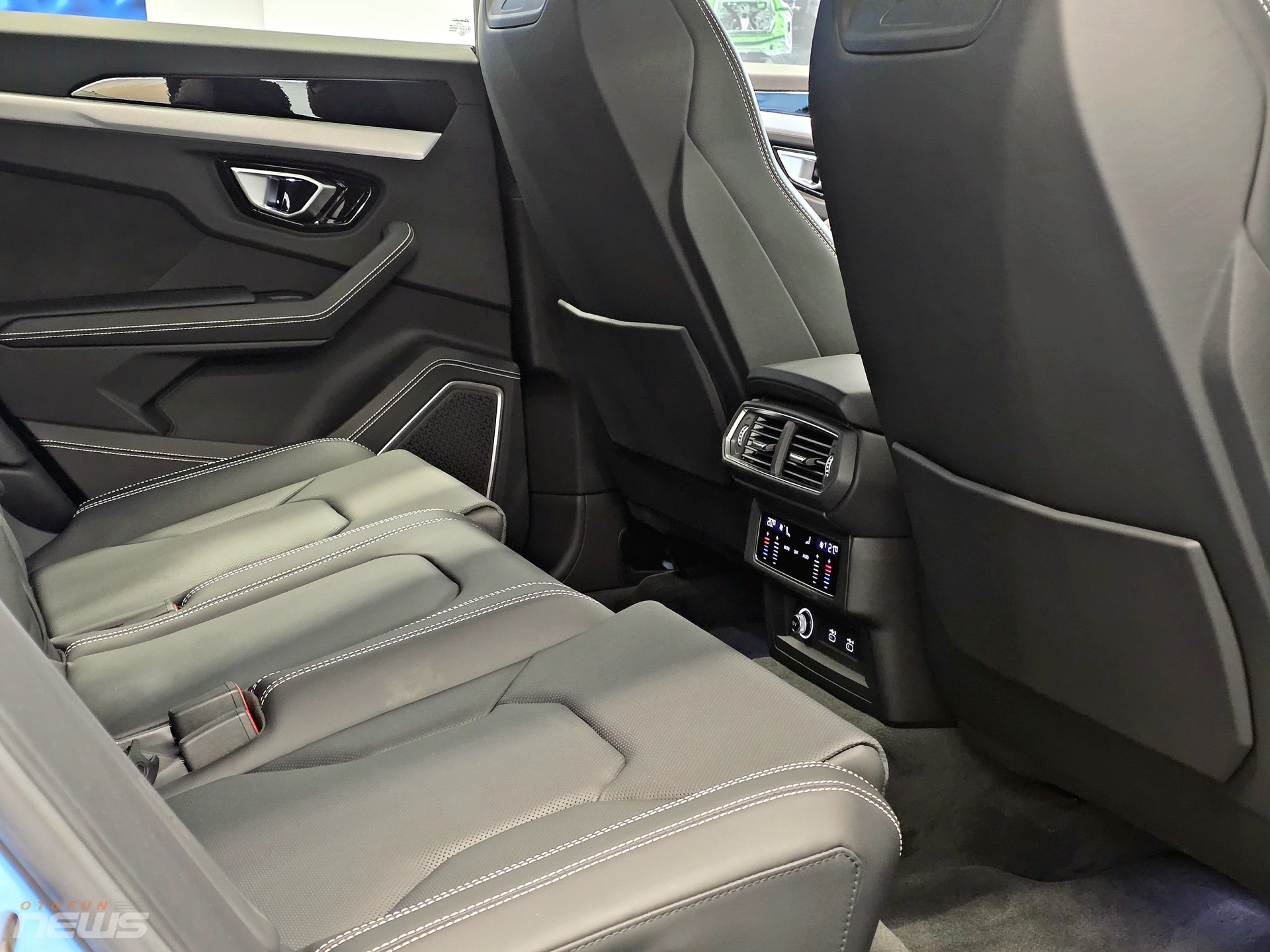 Ngắm Lamborghini Urus S giá hơn 15 tỷ đồng tại TP.HCM