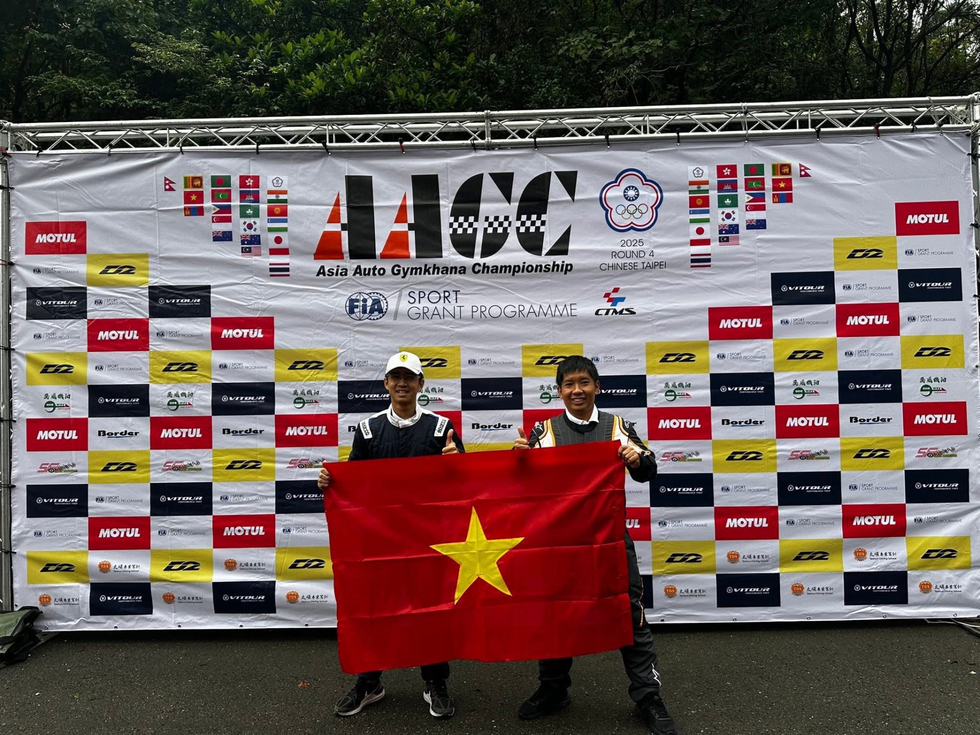 Đội Việt Nam tỏa sáng tại Giải vô địch Gymkhana Châu Á 2025 vòng 4 ở Đài Loan Đội Việt Nam tỏa sáng tại Giải vô địch Gymkhana Châu Á 2025 vòng 4 ở Đài Loan