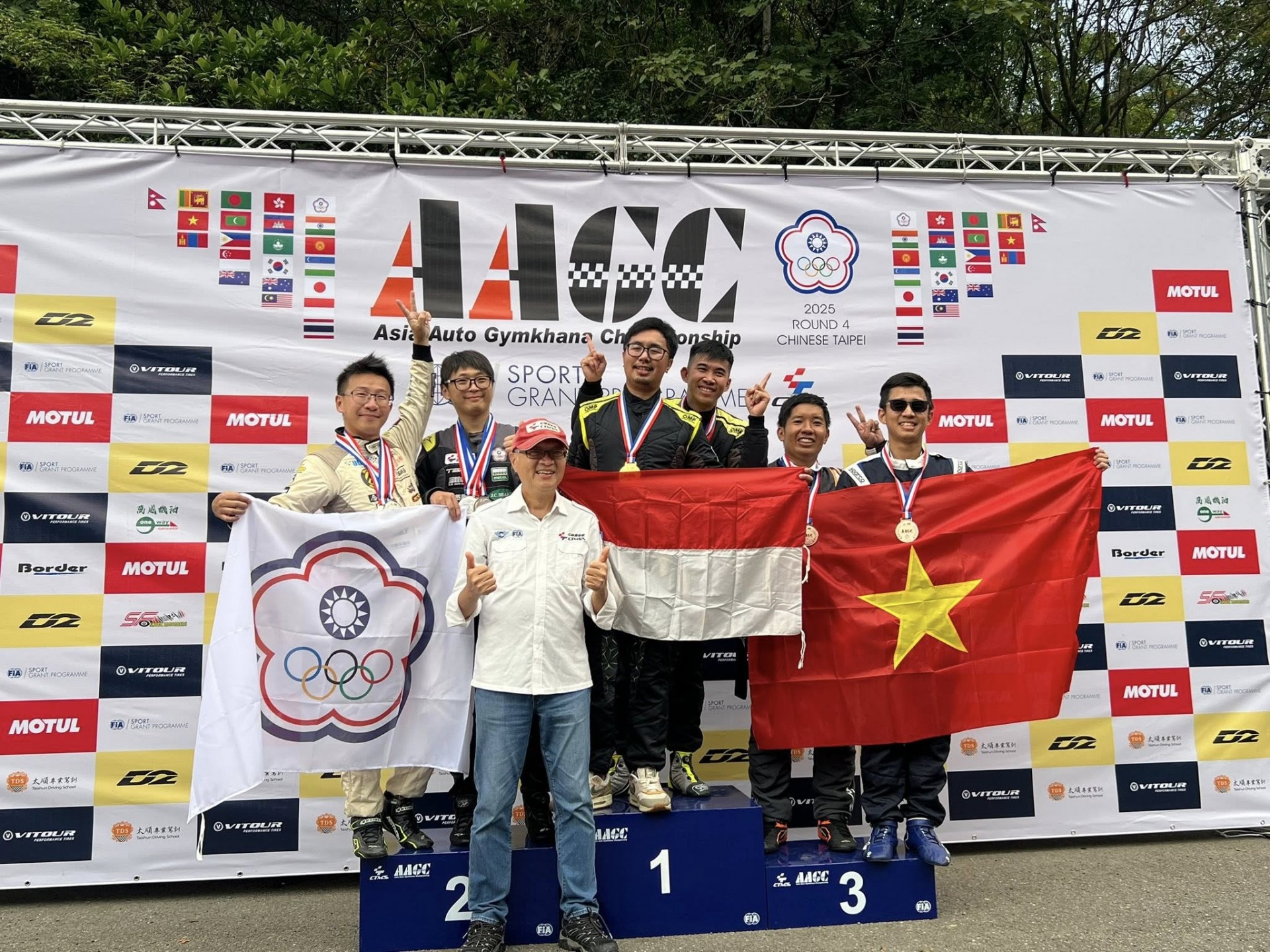 Đội Việt Nam tỏa sáng tại Giải vô địch Gymkhana Châu Á 2025 vòng 4 ở Đài Loan Đội Việt Nam tỏa sáng tại Giải vô địch Gymkhana Châu Á 2025 vòng 4 ở Đài Loan