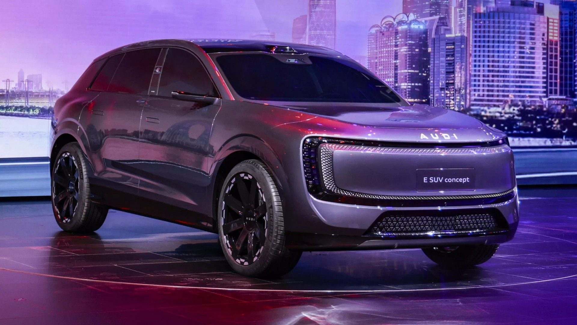 Audi lần đầu giới thiệu xe điện E SUV Concept ở Triển lãm Ô tô Quảng Châu 2025