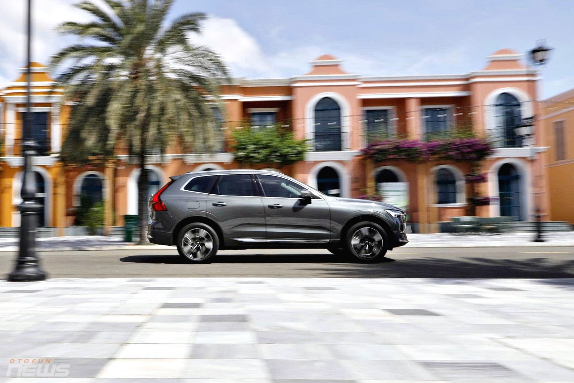 Cận cảnh Volvo XC60 T8 PHEV Ultra, 462 mã lực và 2,75 tỷ đồng