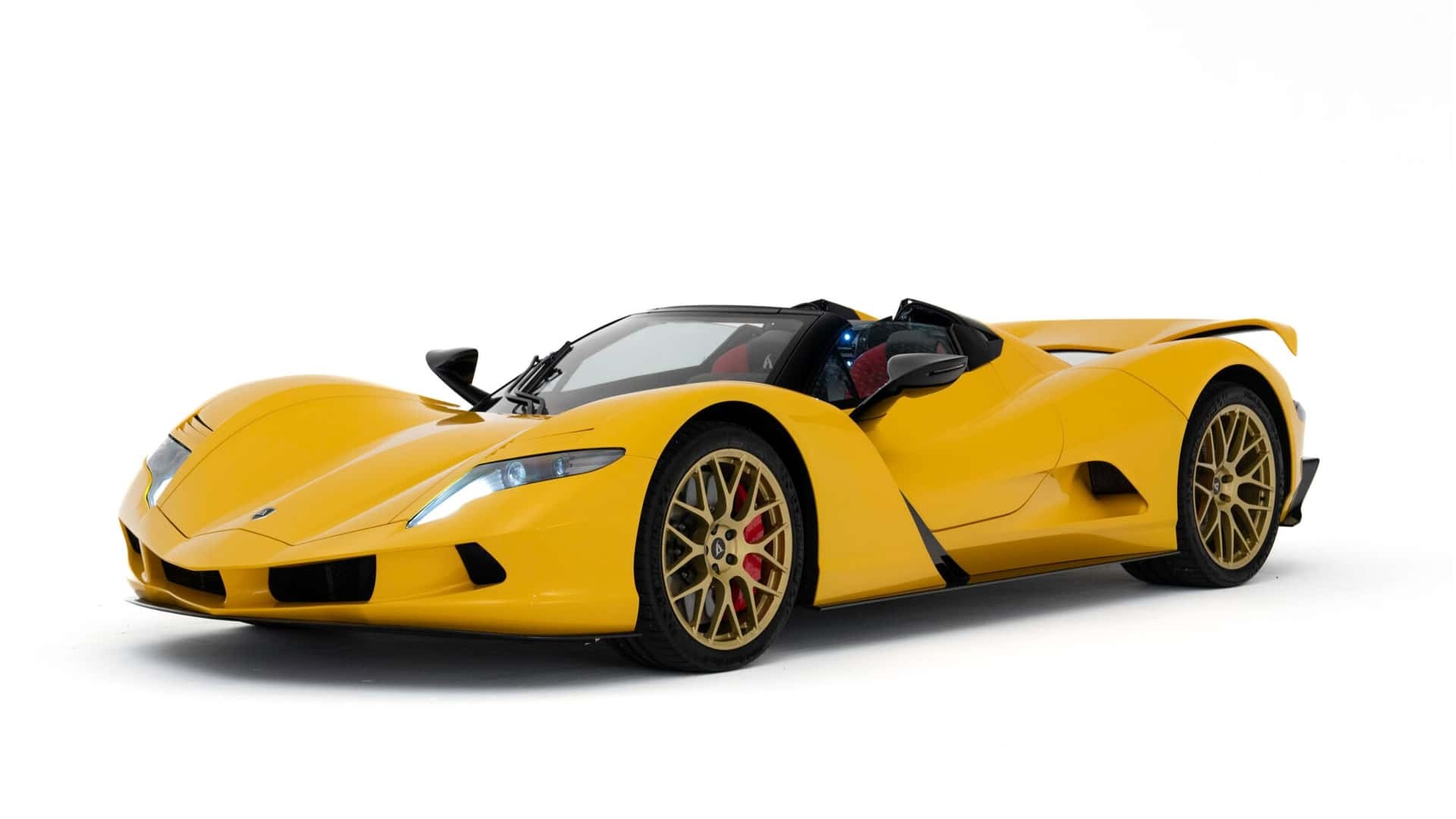 Phía trước của Aspark Owl Roadster
