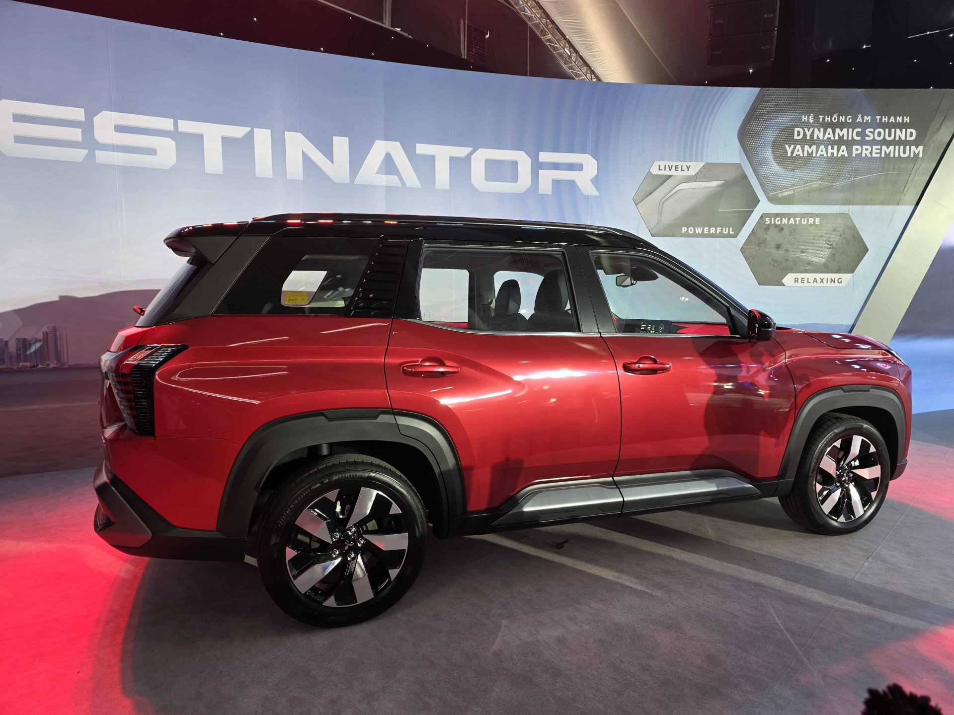 Mitsubishi Destinator ra mắt tại Việt Nam với hai phiên bản