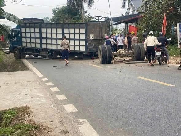 Tổng hợp tin tức tai nạn giao thông mới nhất ngày hôm nay 3/12/2025 Tổng hợp tin tức tai nạn giao thông mới nhất ngày hôm nay 3/12/2025