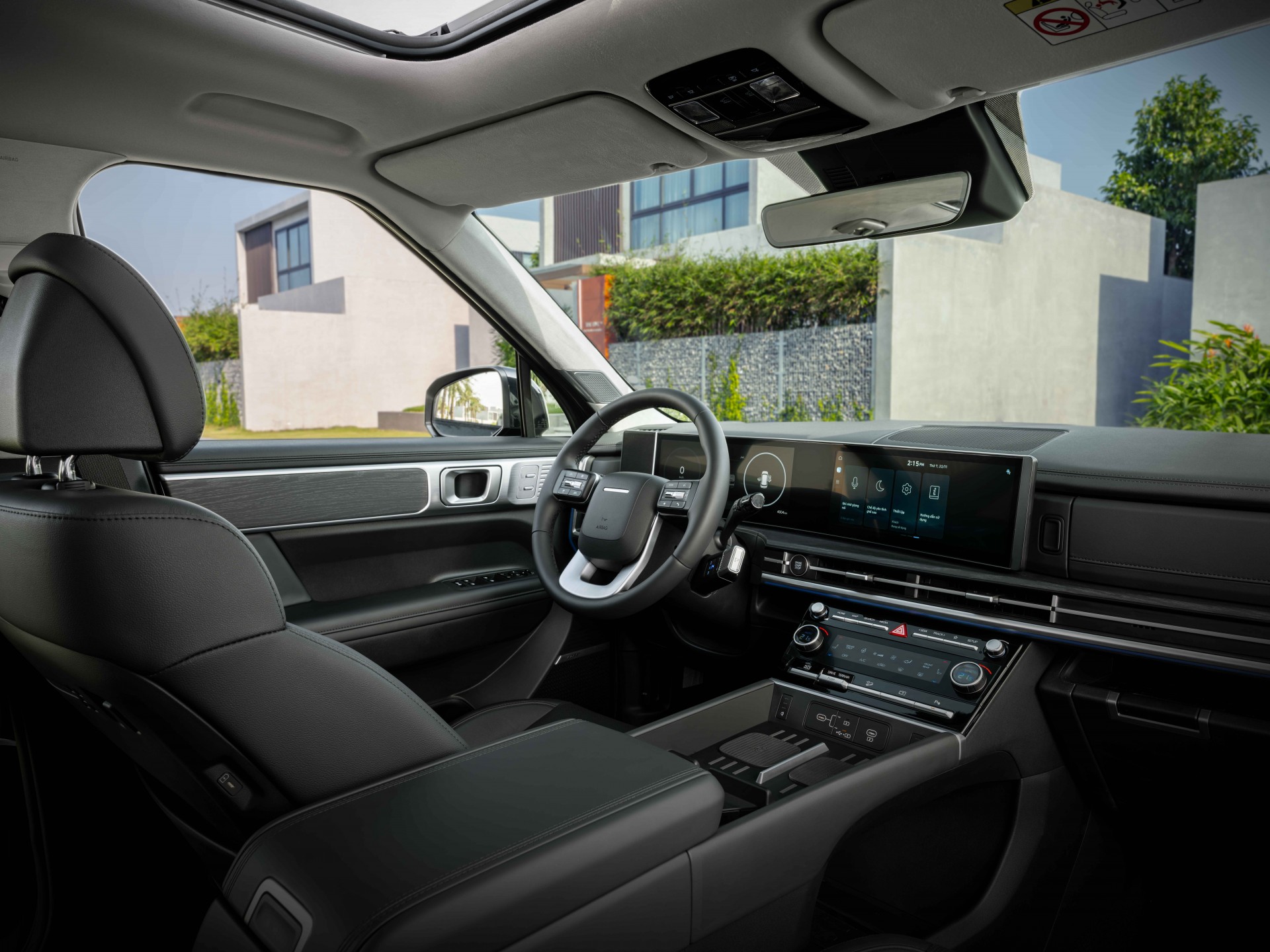 Hyundai Santa Fe Hybrid ra mắt Việt Nam, giá 1,369 tỷ đồng