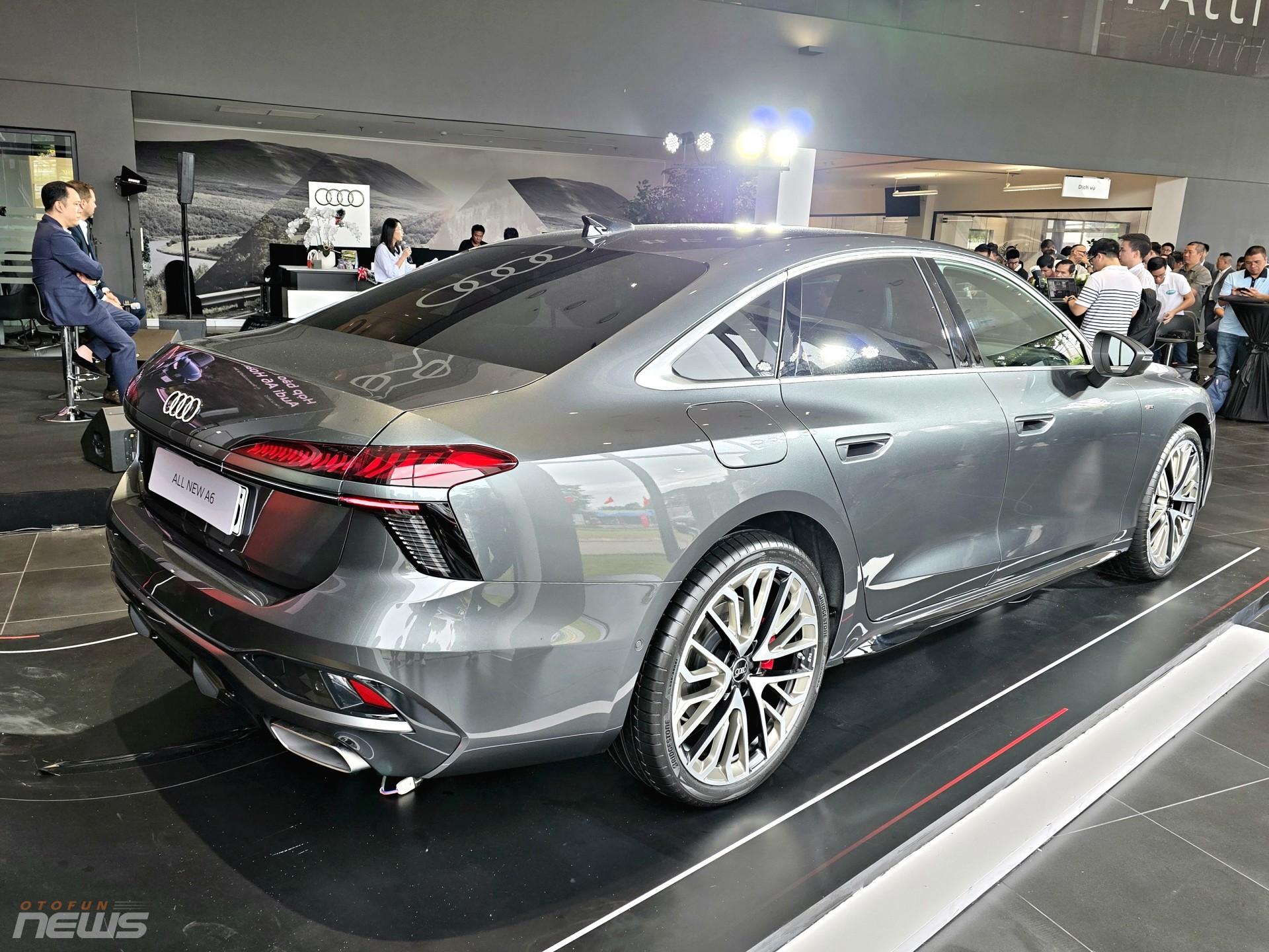 Audi A6 S Line 2025 ra mắt Việt Nam, nhập khẩu Đức với giá 2,799 tỷ đồng