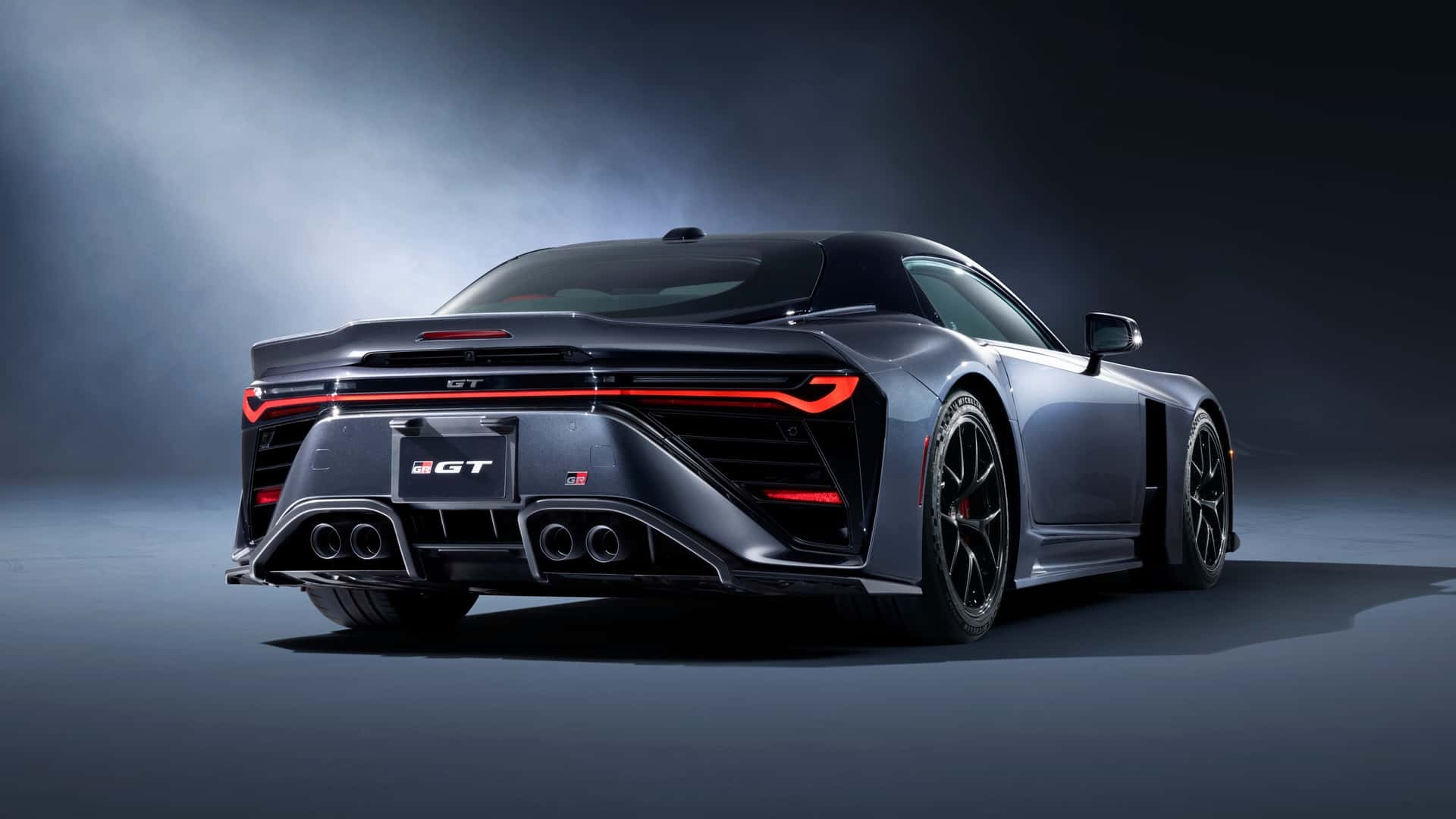 Phía sau của Toyota GR GT