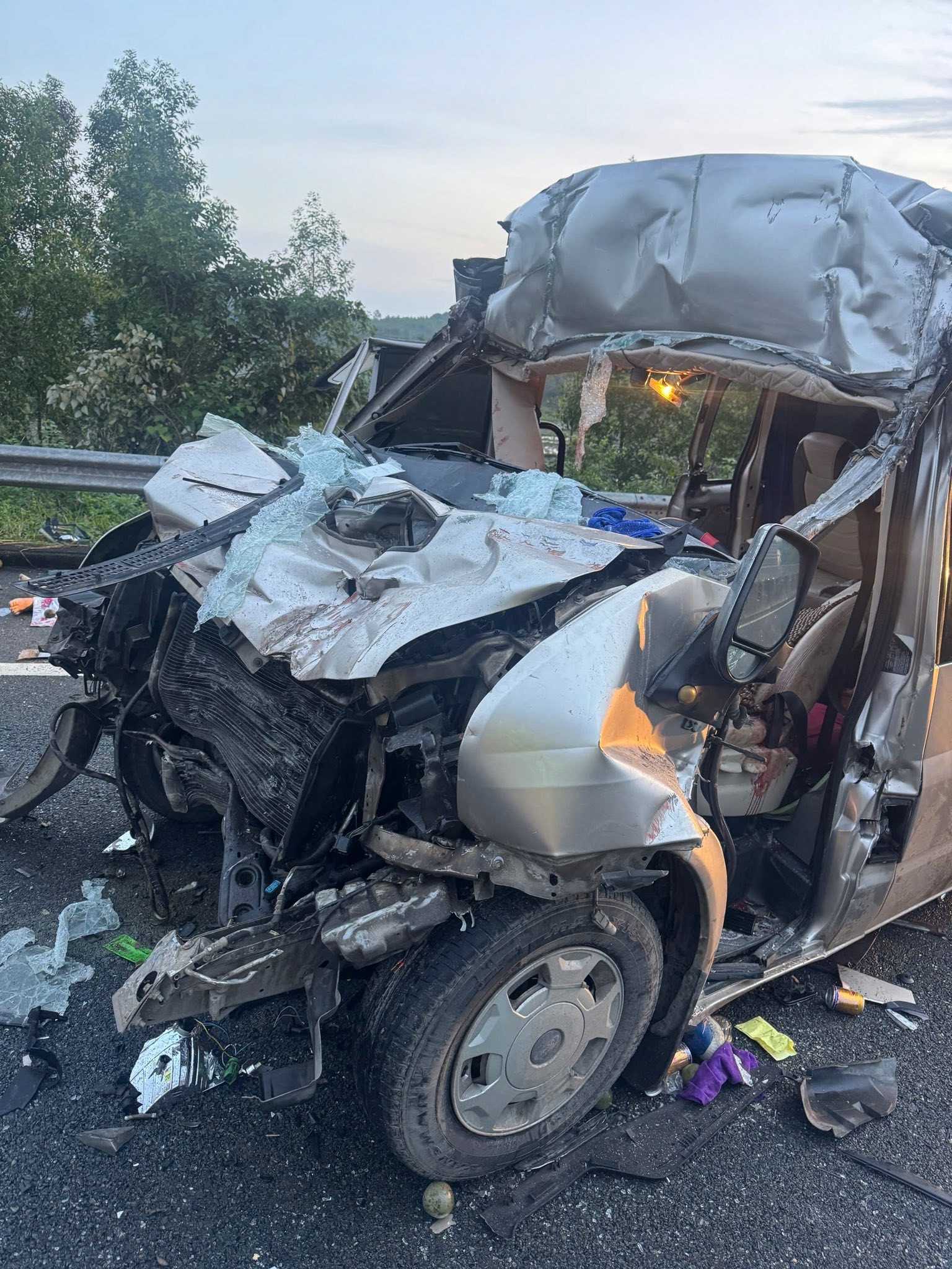 Tổng hợp tin tức tai nạn giao thông mới nhất ngày hôm nay 9/12/2025 Tổng hợp tin tức tai nạn giao thông mới nhất ngày hôm nay 9/12/2025