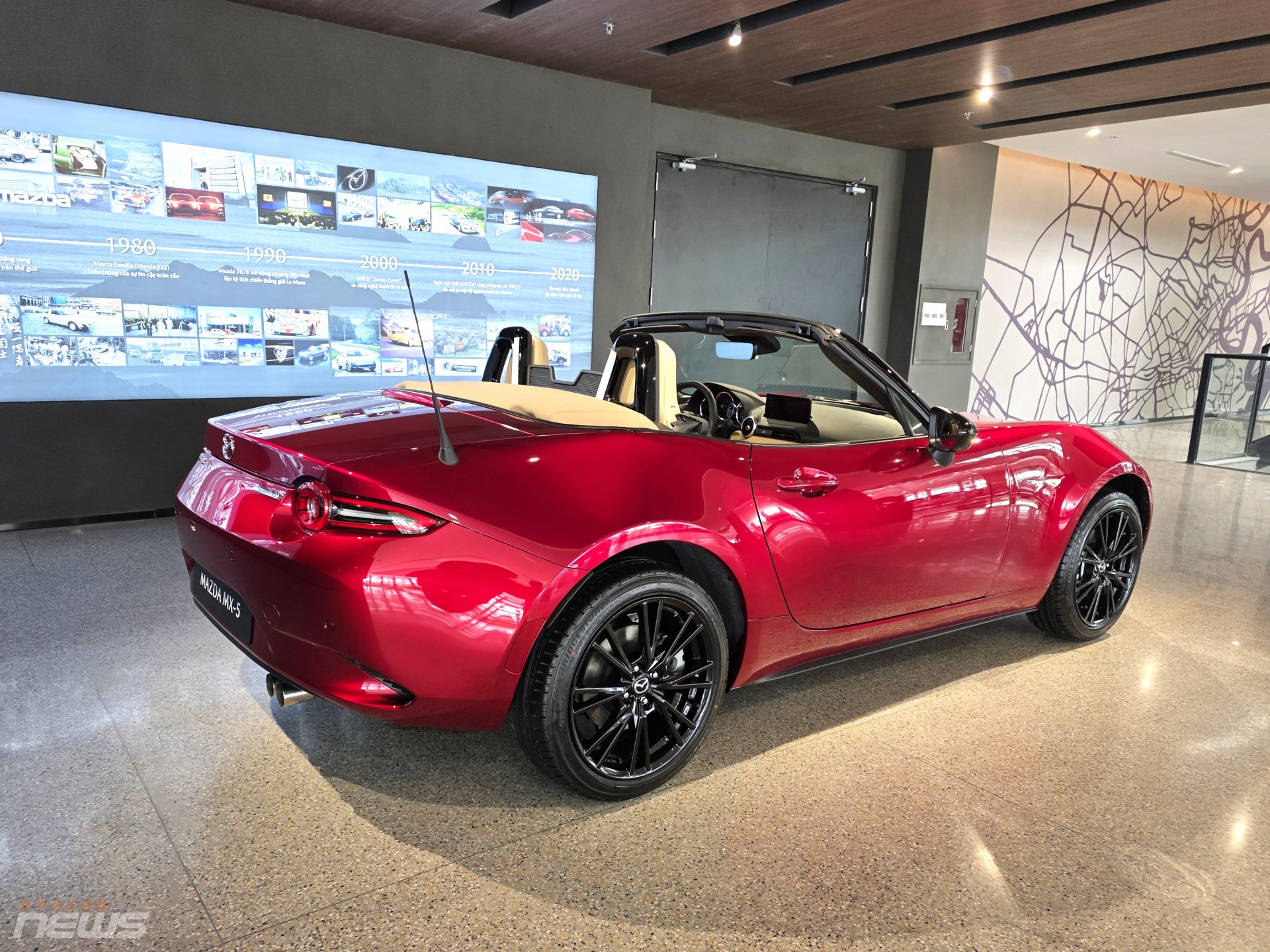 Khai trương showroom Mazda flagship đầu tiên Đông Nam Á tại TP.HCM