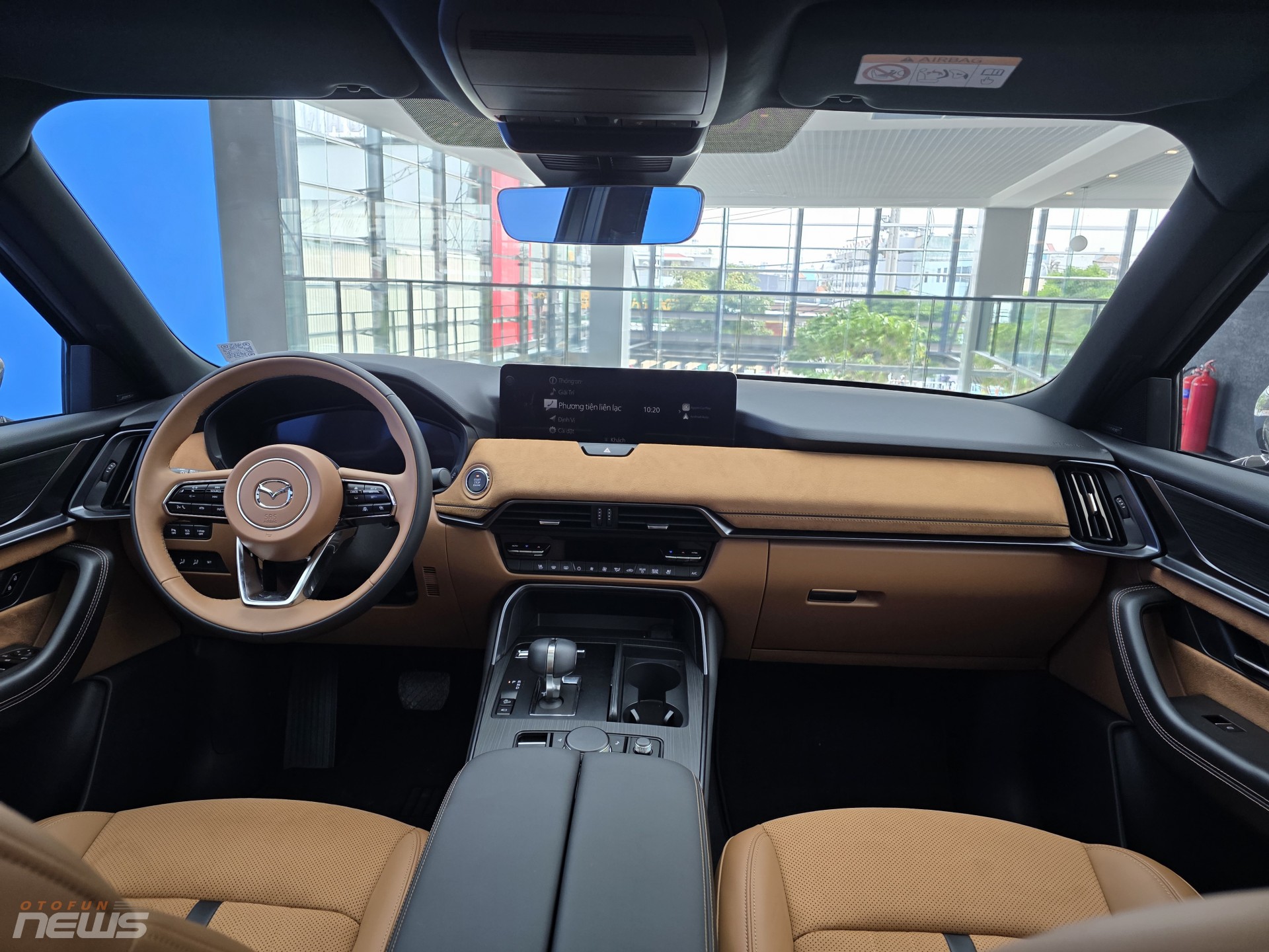 Khai trương showroom Mazda flagship đầu tiên Đông Nam Á tại TP.HCM