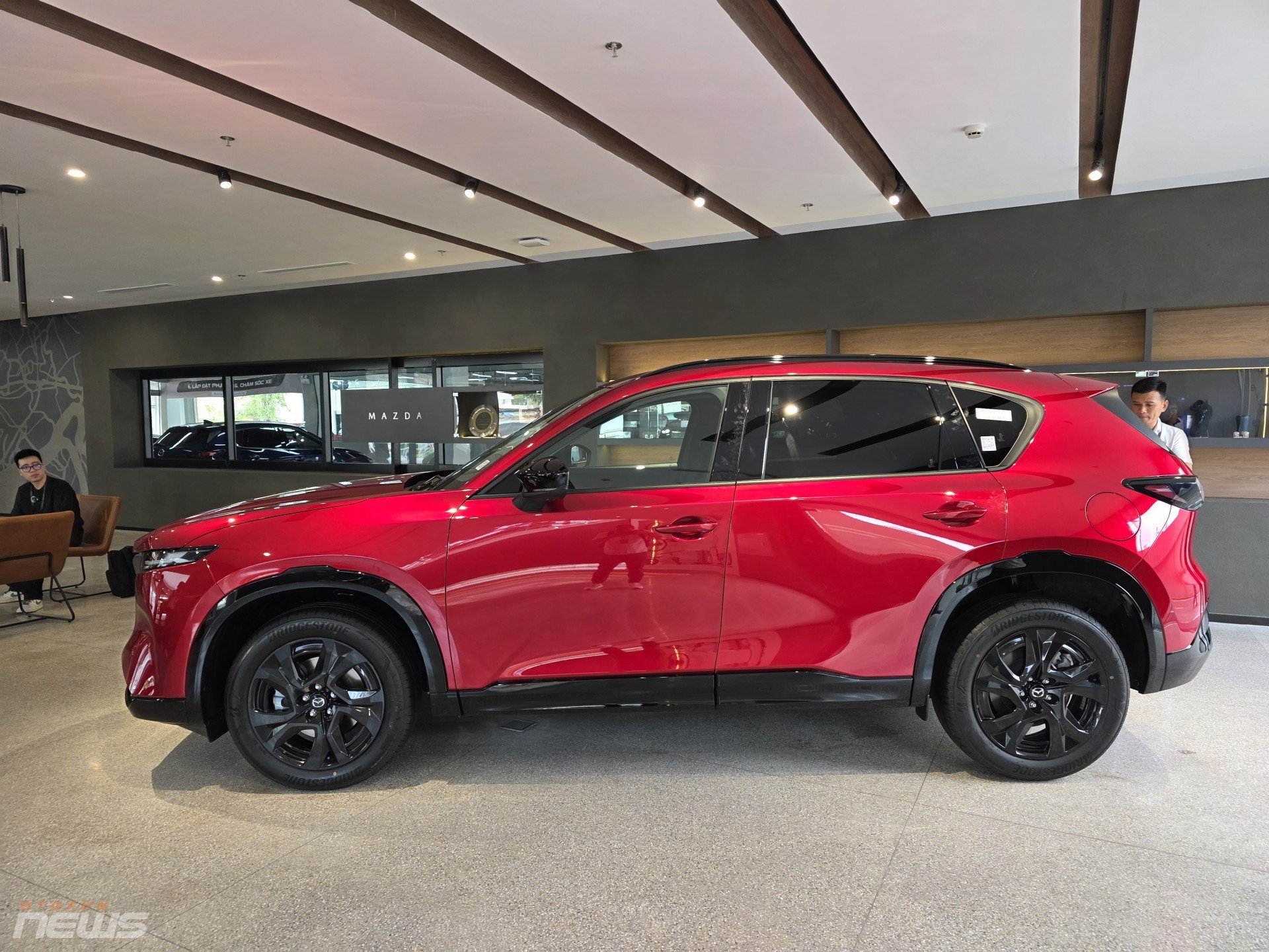 Khai trương showroom Mazda flagship đầu tiên Đông Nam Á tại TP.HCM
