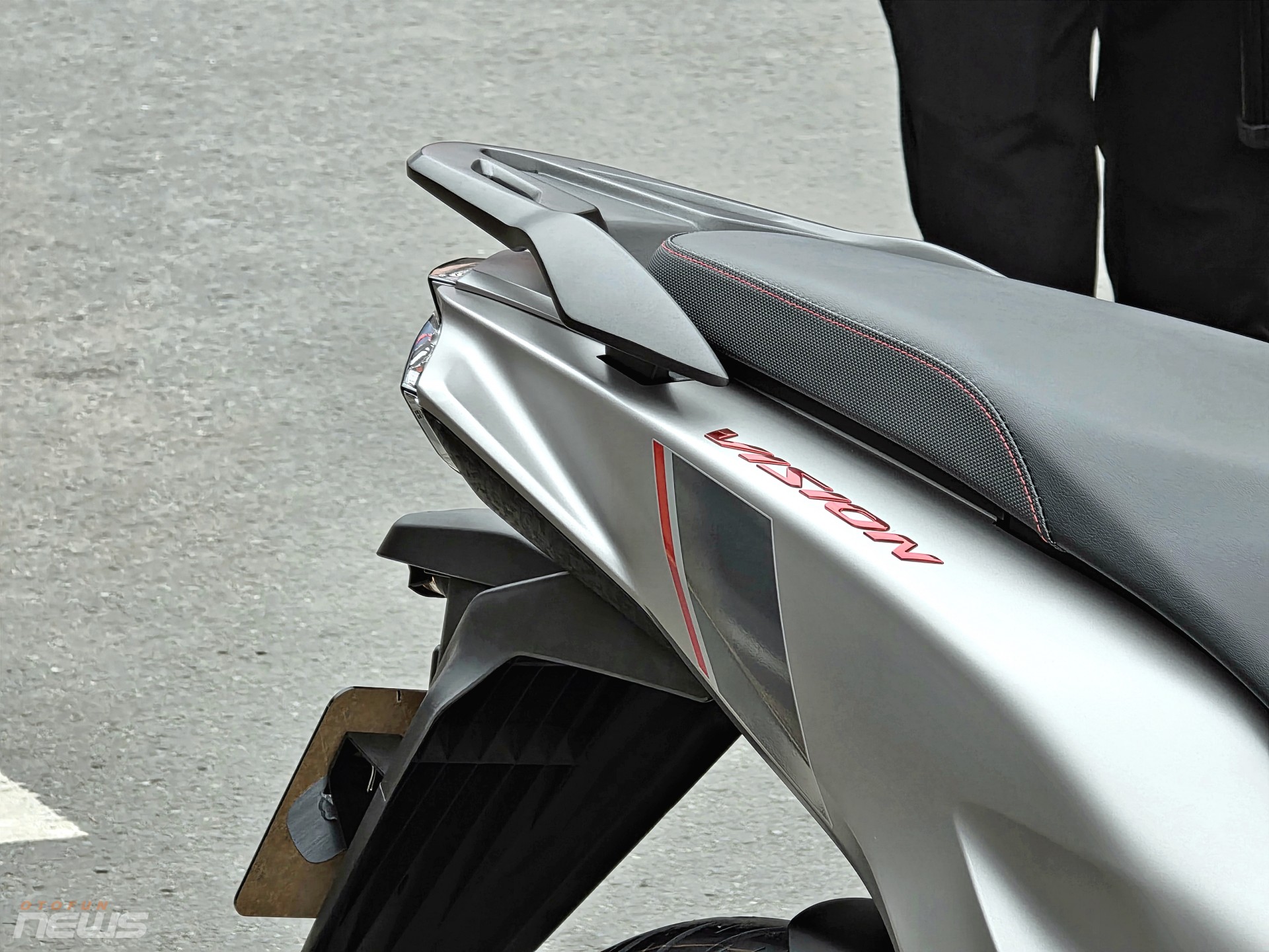 Honda Vision 2026 làm mới diện mạo, giá bán không đổi