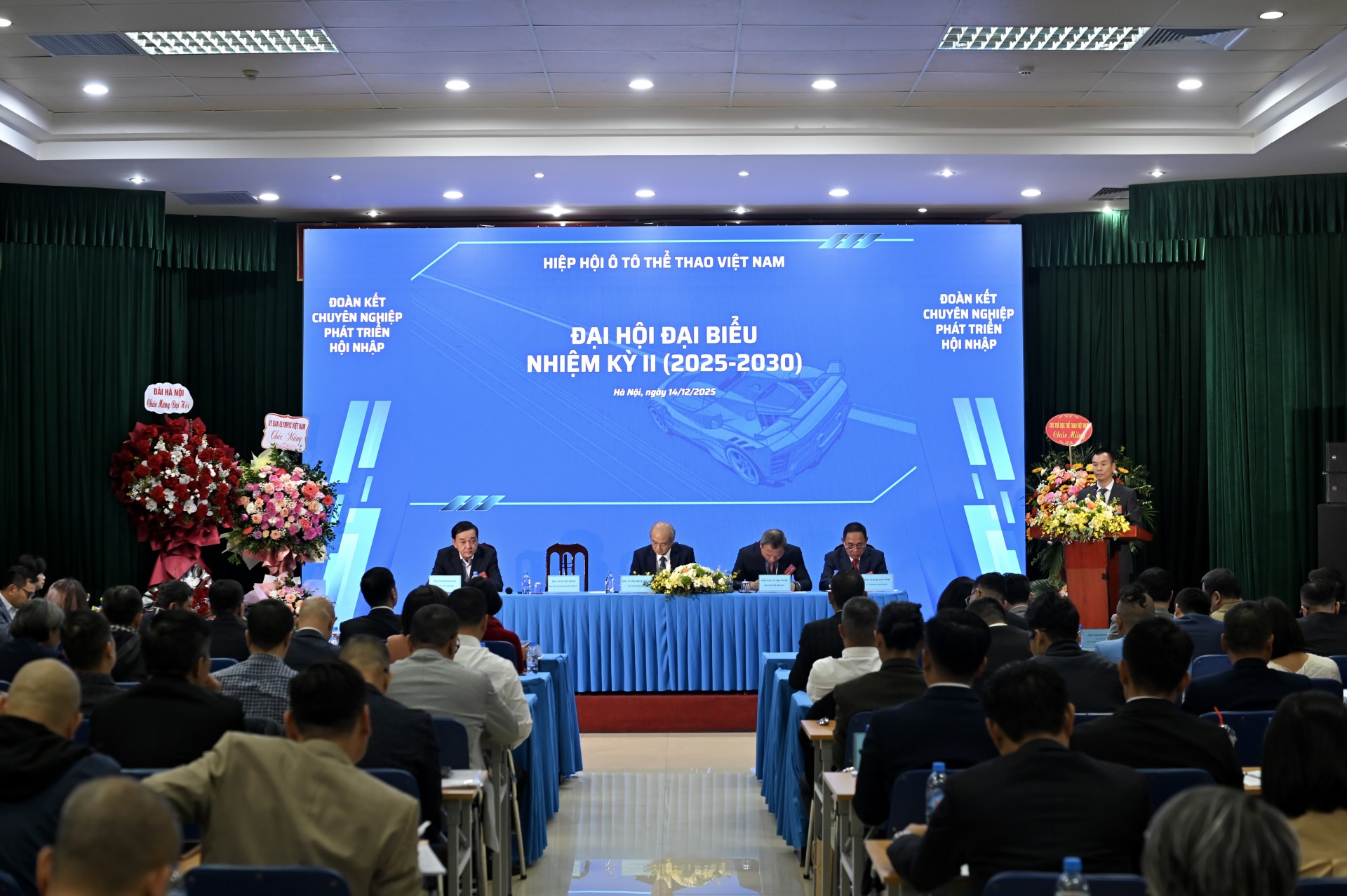 Ông Vương Bích Thắng tiếp tục là Chủ tịch Hiệp hội Ô tô Thể thao Việt Nam nhiệm kỳ II