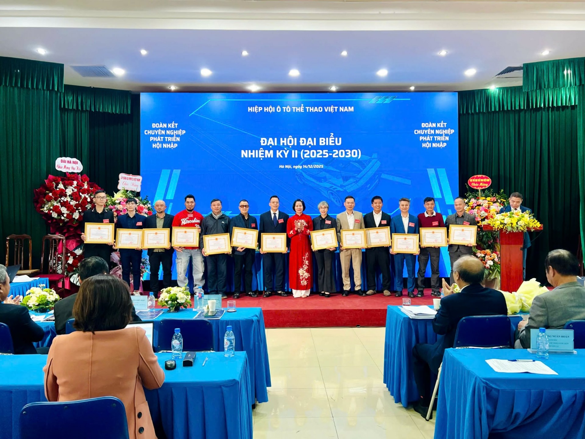 Công bố Ban Chấp hành Hiệp hội Ô tô Thể thao Việt Nam nhiệm kỳ II 2025-2030 Công bố Ban Chấp hành Hiệp hội Ô tô Thể thao Việt Nam nhiệm kỳ II 2025-2030