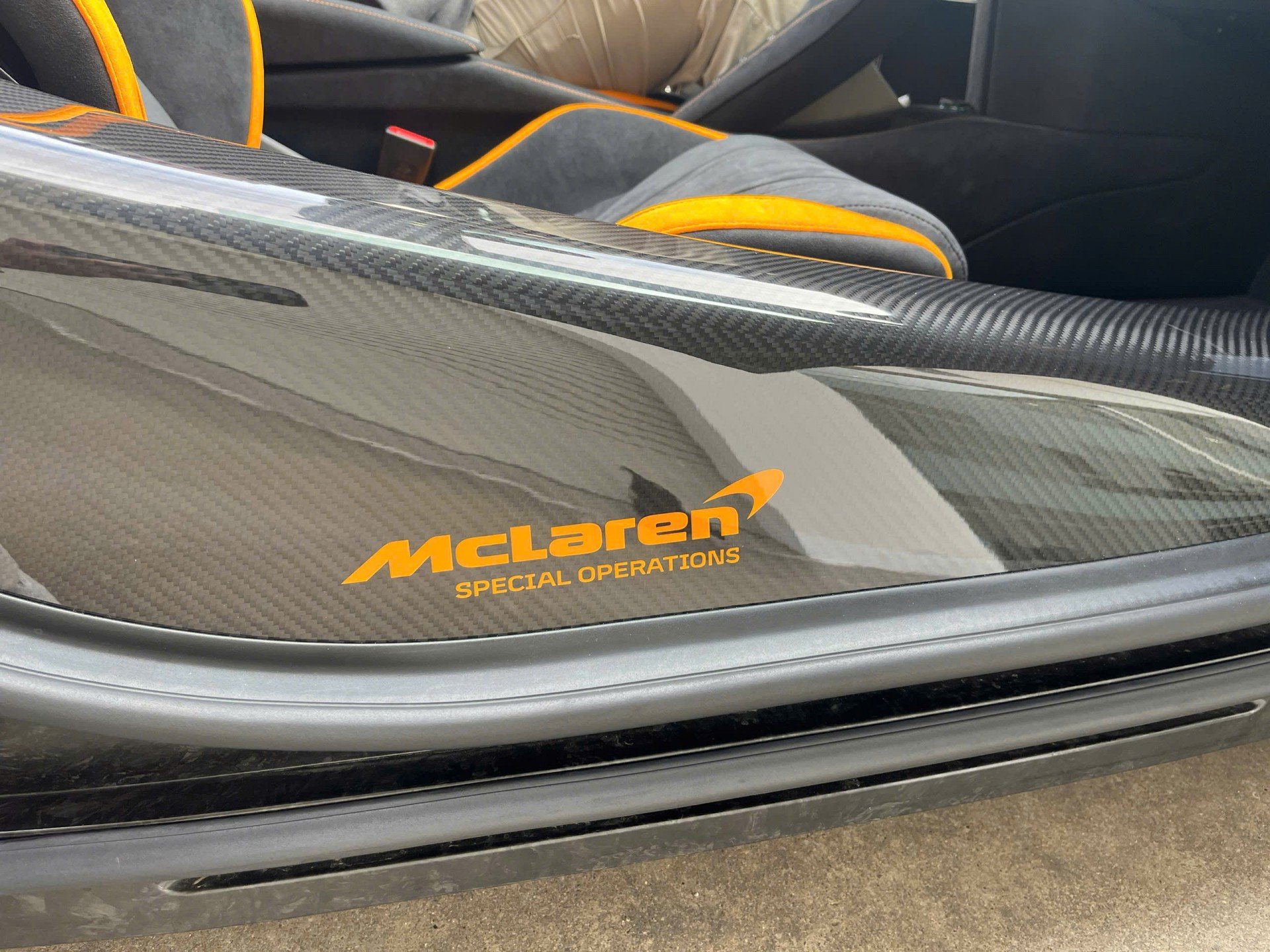 McLaren 750S Spider Orange Coriolis xuất hiện tại Hà Nội