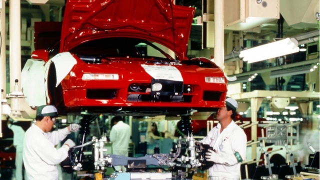 Honda mở đường hồi sinh các dòng xe huyền thoại với chương trình Heritage Works