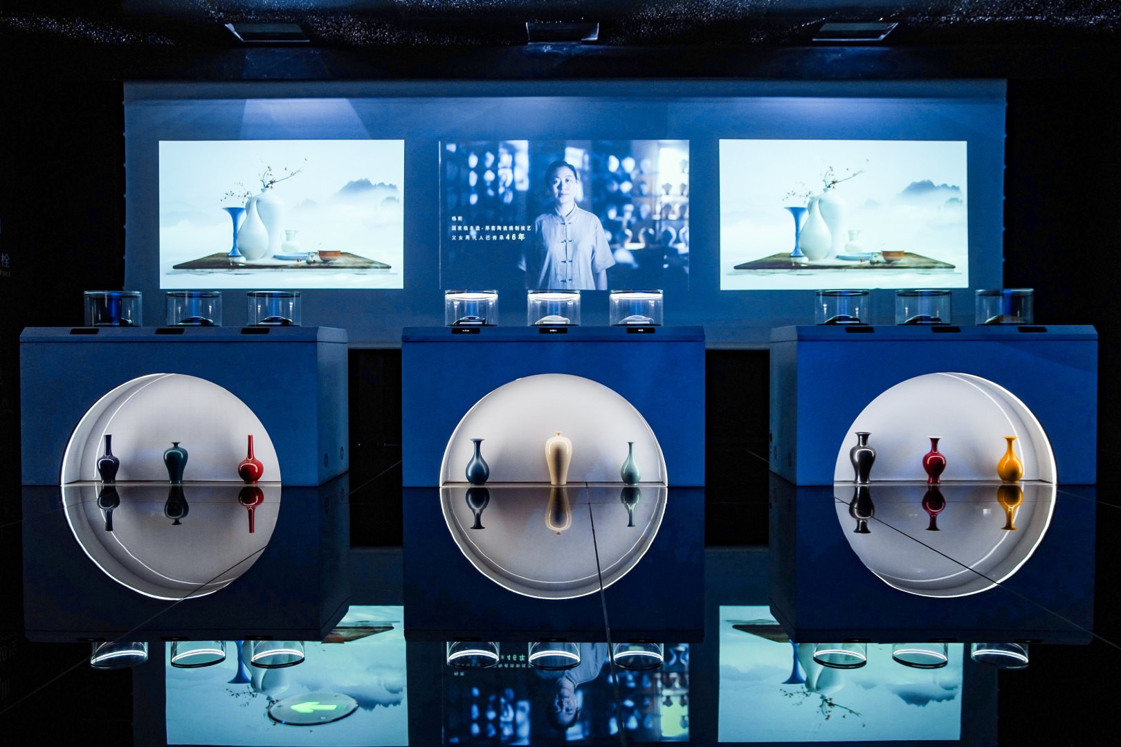 Đồ gốm sứ truyền thống là một trong những nguồn cảm hứng tạo nên màu sắc xe BYD