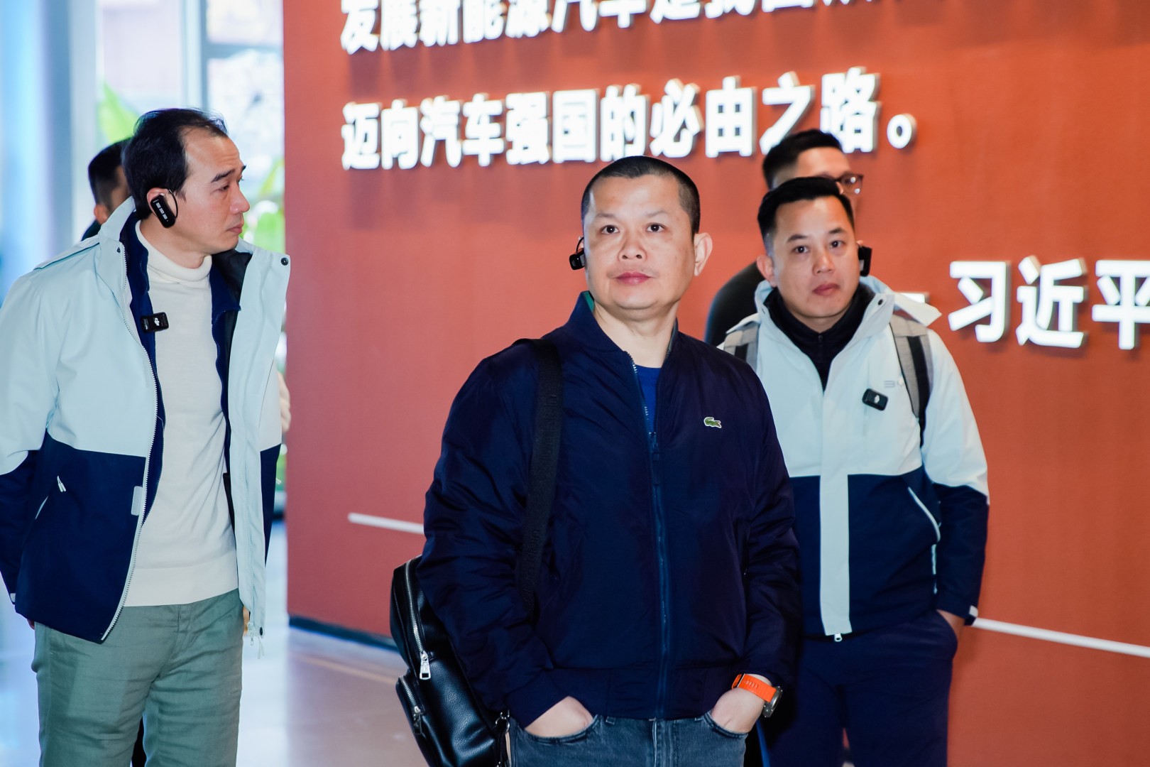 Trong đoàn có bao gồm anh Trần Thế Đức, một đại diện của cộng đồng Otofun