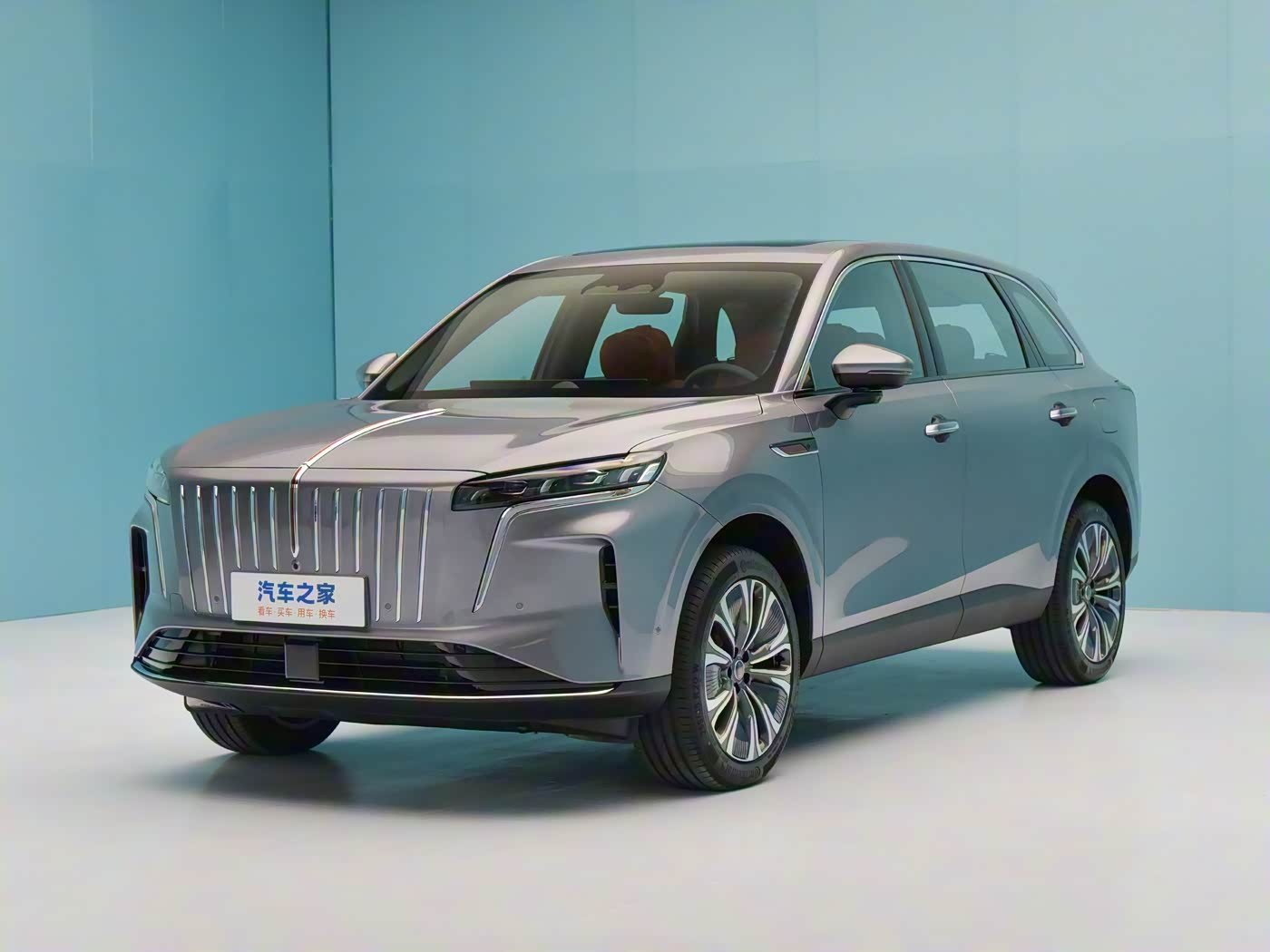 Hồng Kỳ HS6 PHEV - SUV sang với tầm hoạt động 1.650 km chính thức được bán ở Trung Quốc