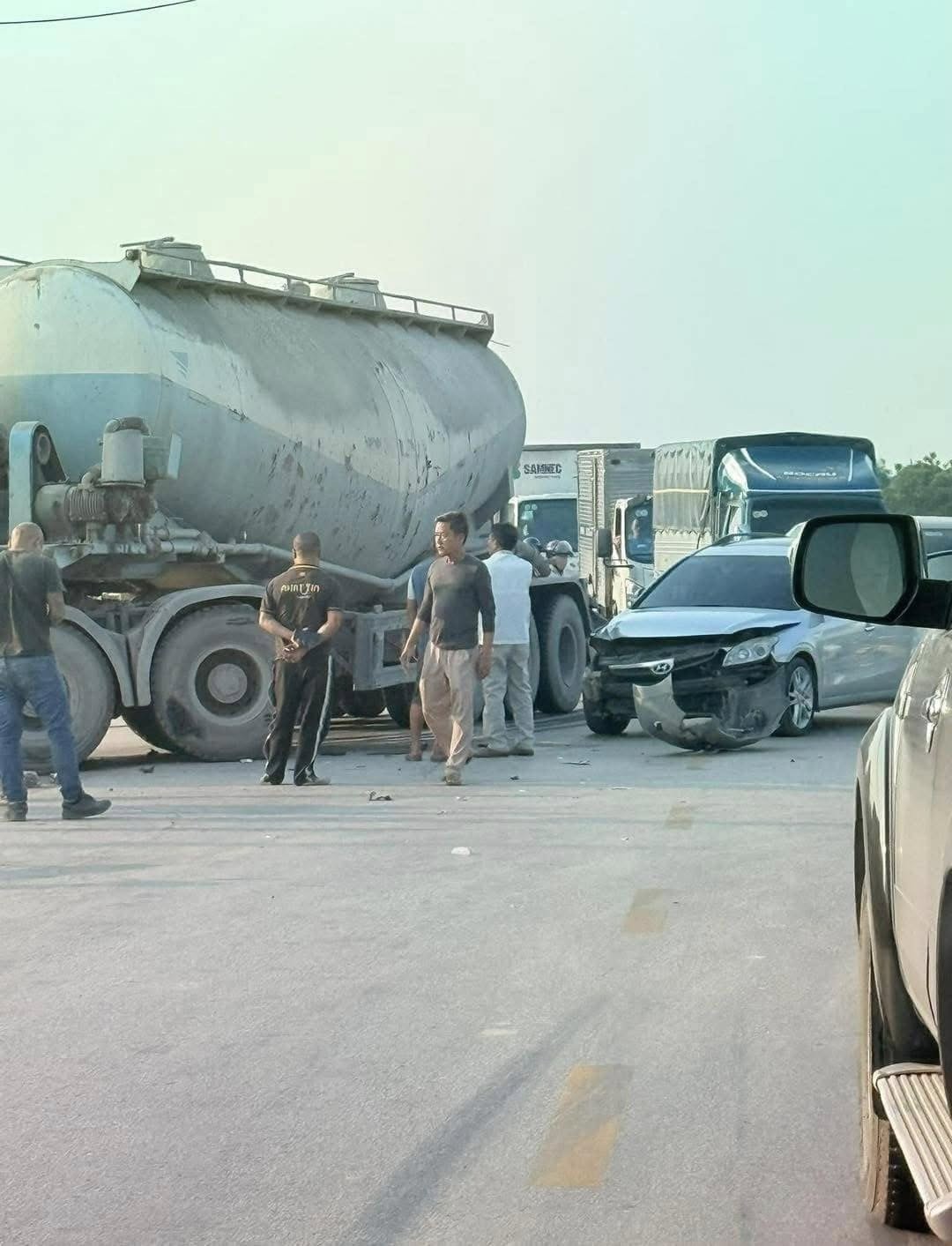 Tổng hợp tin tức tai nạn giao thông mới nhất ngày hôm nay 20/12/2025