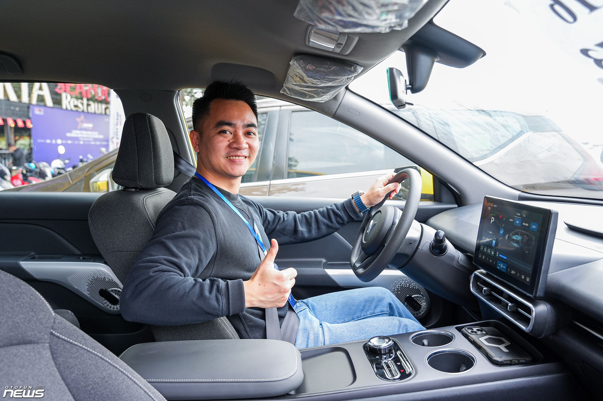 Limo Green – ngôi sao tại sự kiện lái thử dành cho Hội đồng Giám khảo Xe của năm 2026