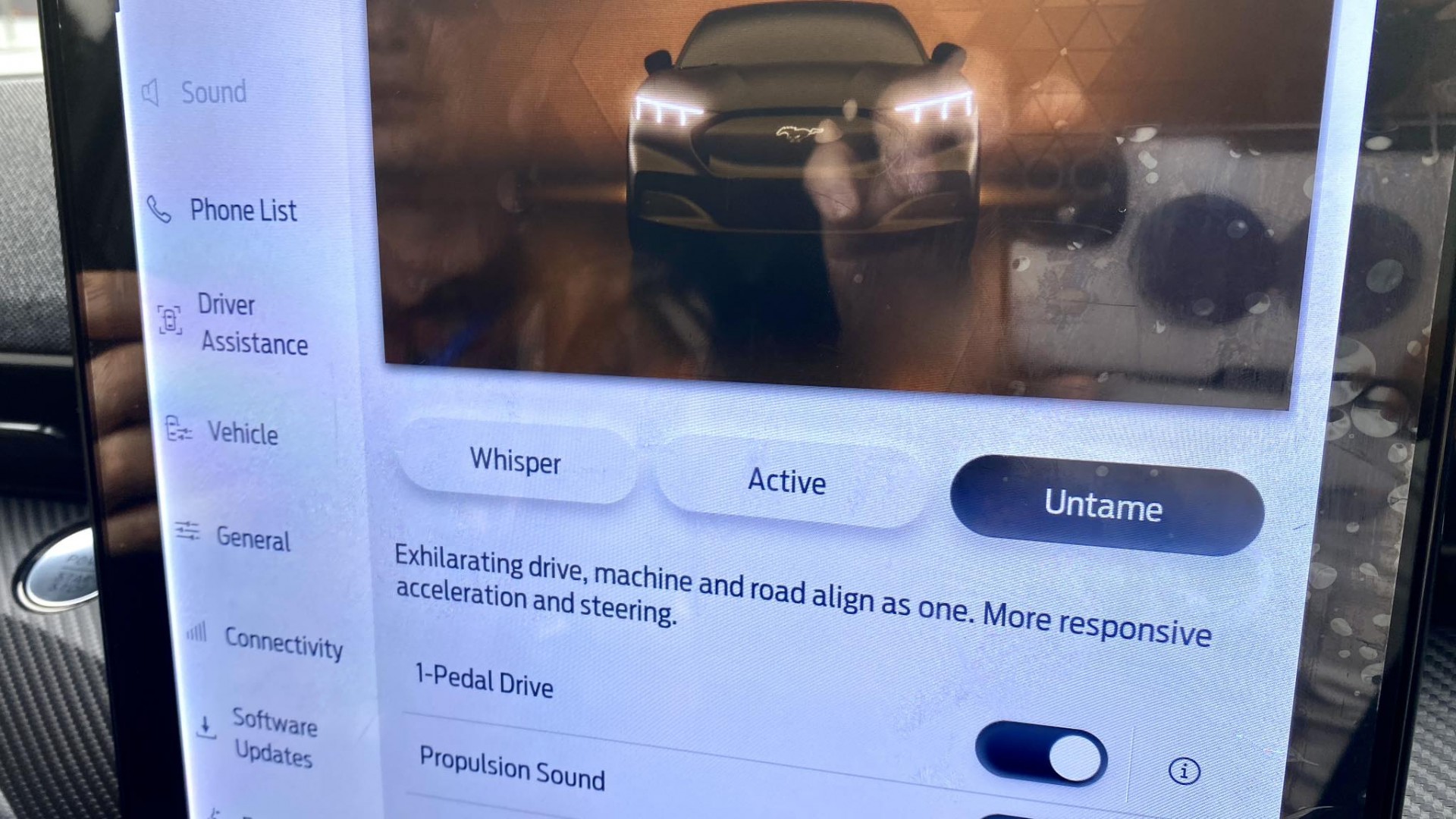 Các chế độ lái của Ford Mustang Mach-E